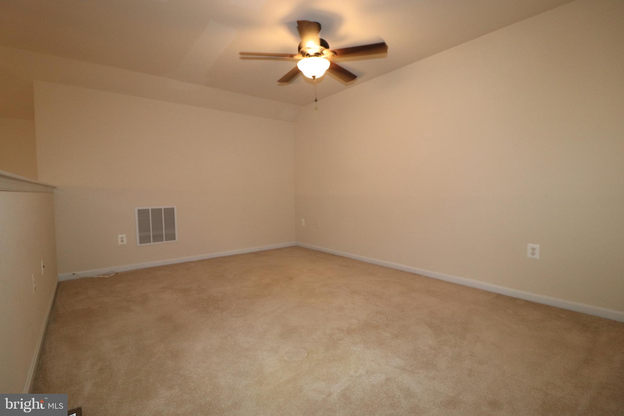 ST CHARLES SUB - HERITAGE - Residential Lease