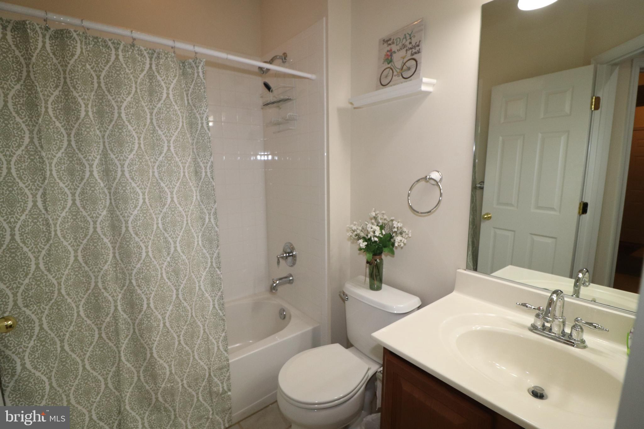 ST CHARLES SUB - HERITAGE - Residential Lease