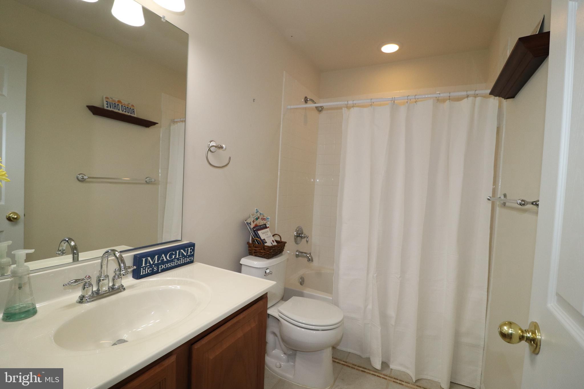 ST CHARLES SUB - HERITAGE - Residential Lease