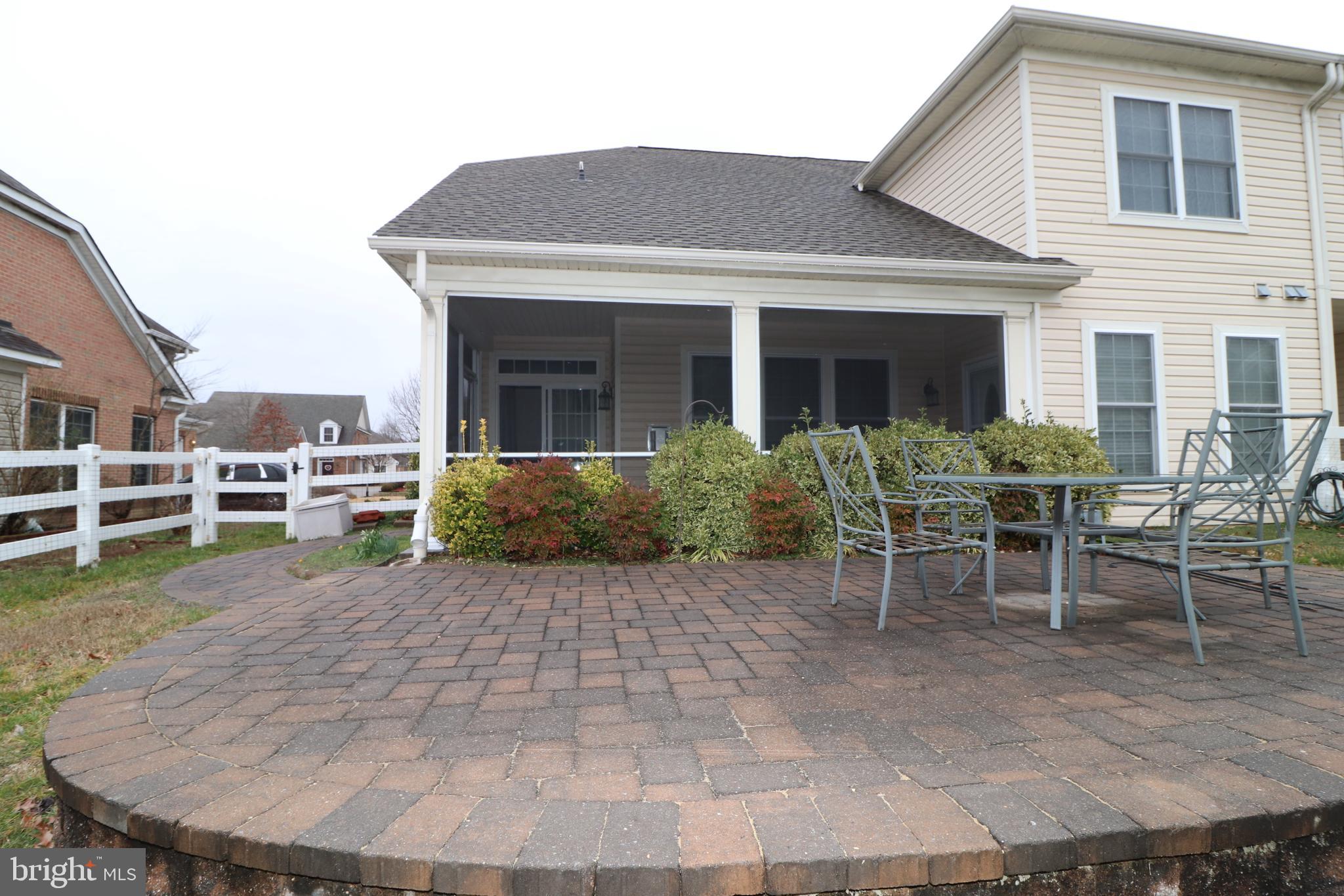 ST CHARLES SUB - HERITAGE - Residential Lease