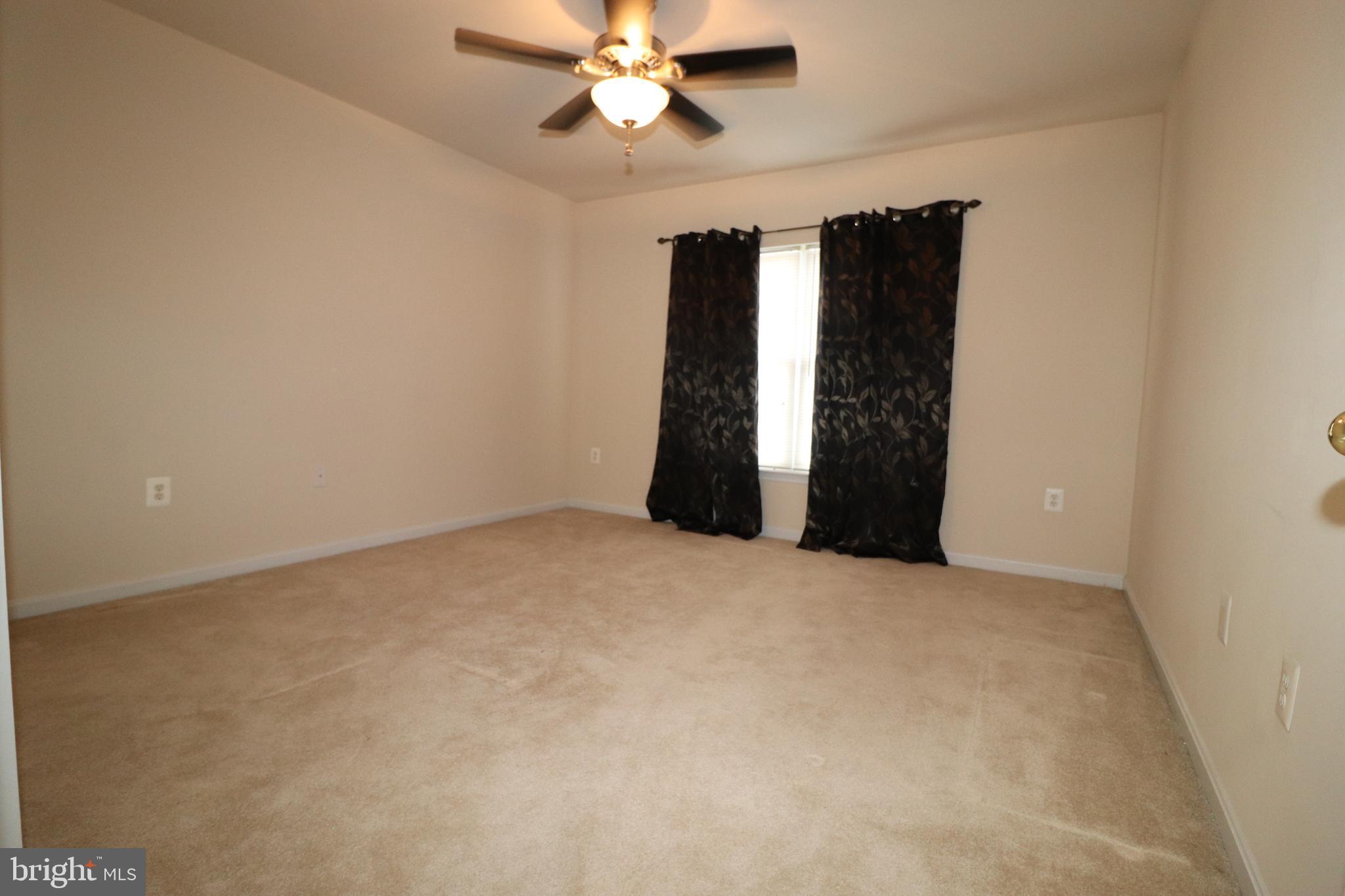 ST CHARLES SUB - HERITAGE - Residential Lease