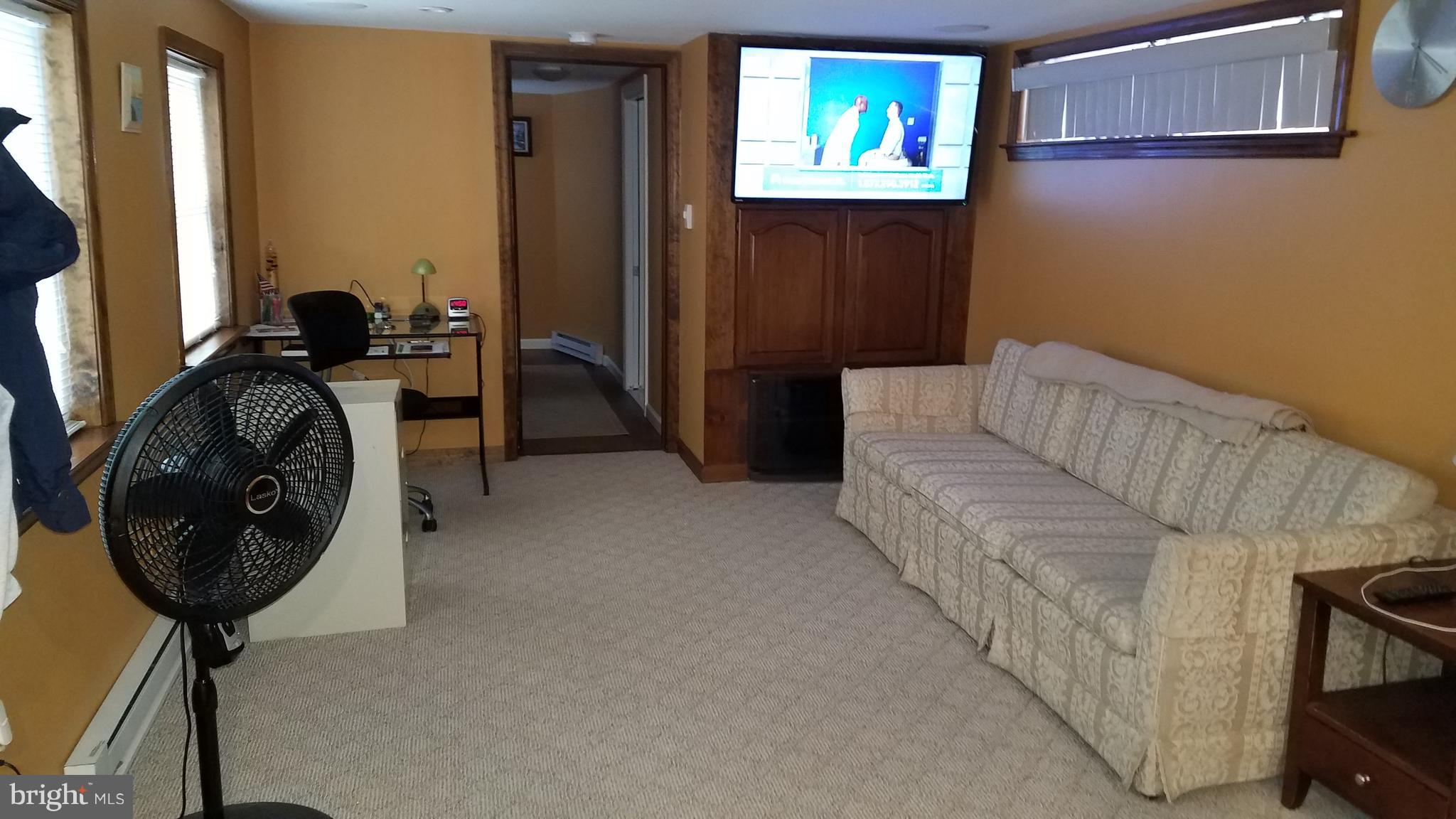 HILLANDALE HOMES - Residential