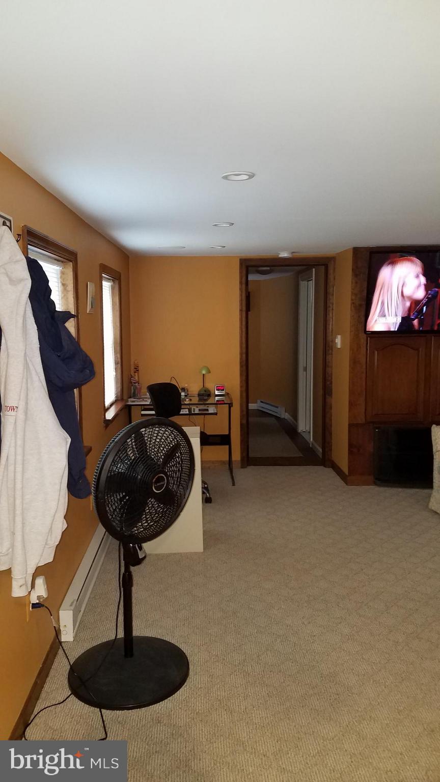 HILLANDALE HOMES - Residential