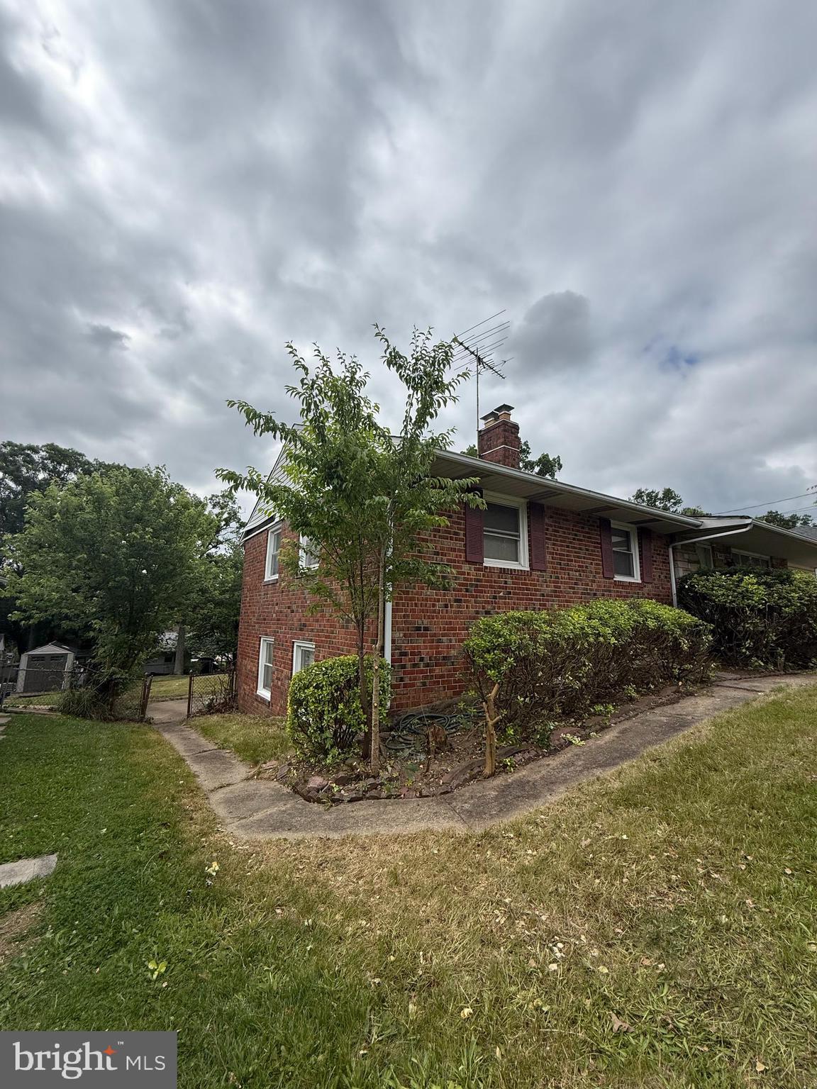 3413 DUNNINGTON ROAD