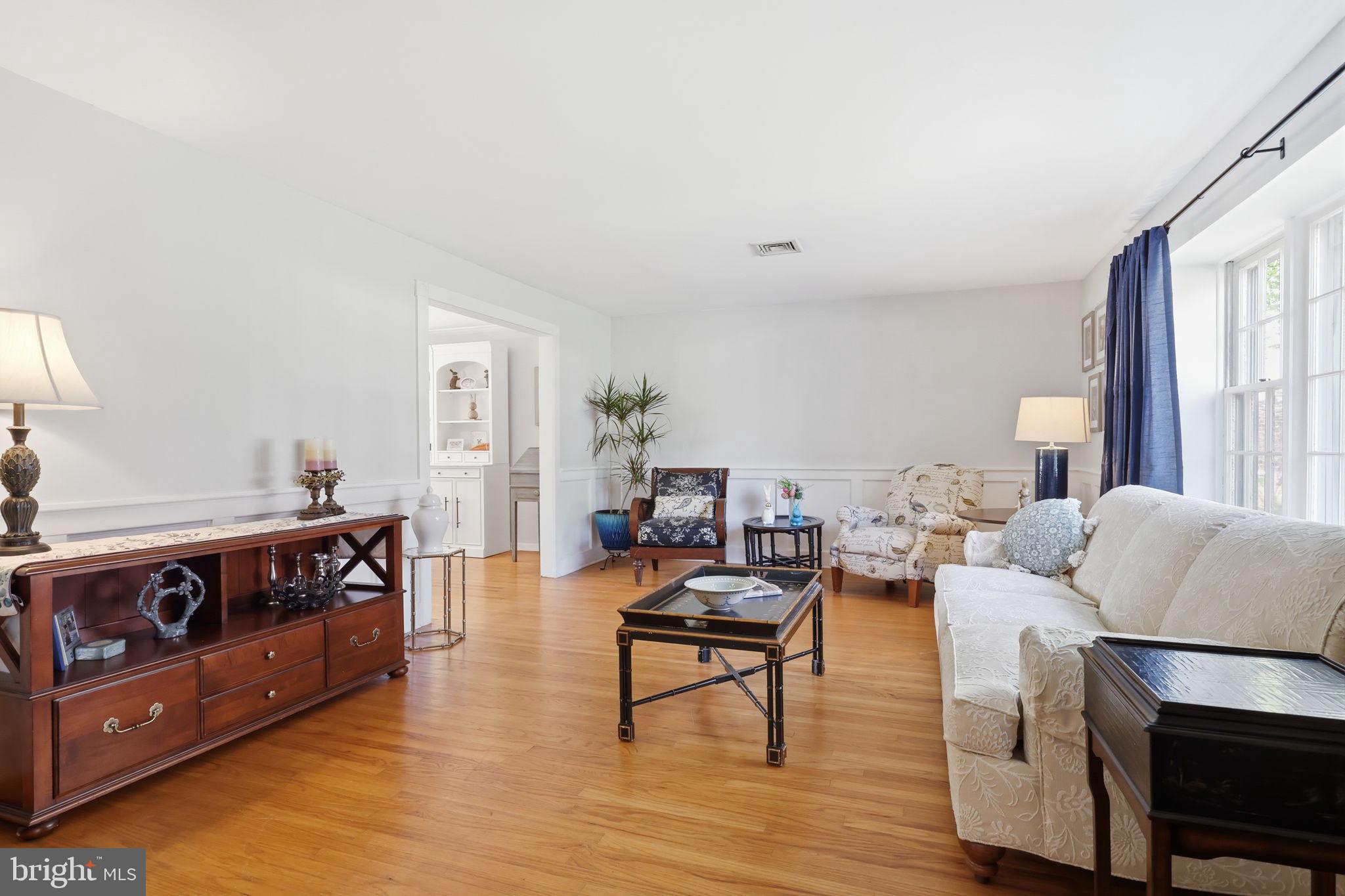 CHURCHVILLE MANOR - Residential