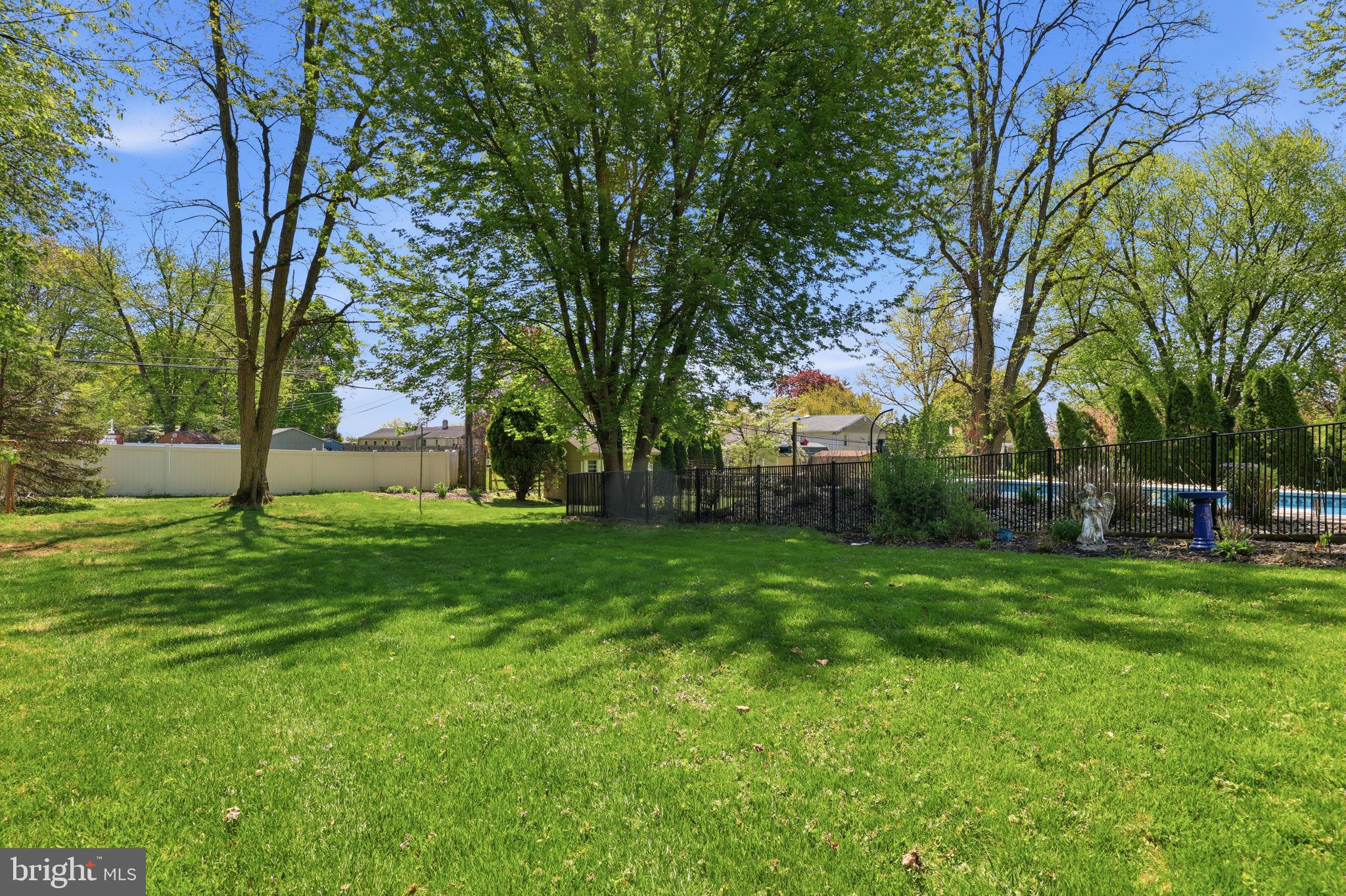 CHURCHVILLE MANOR - Residential