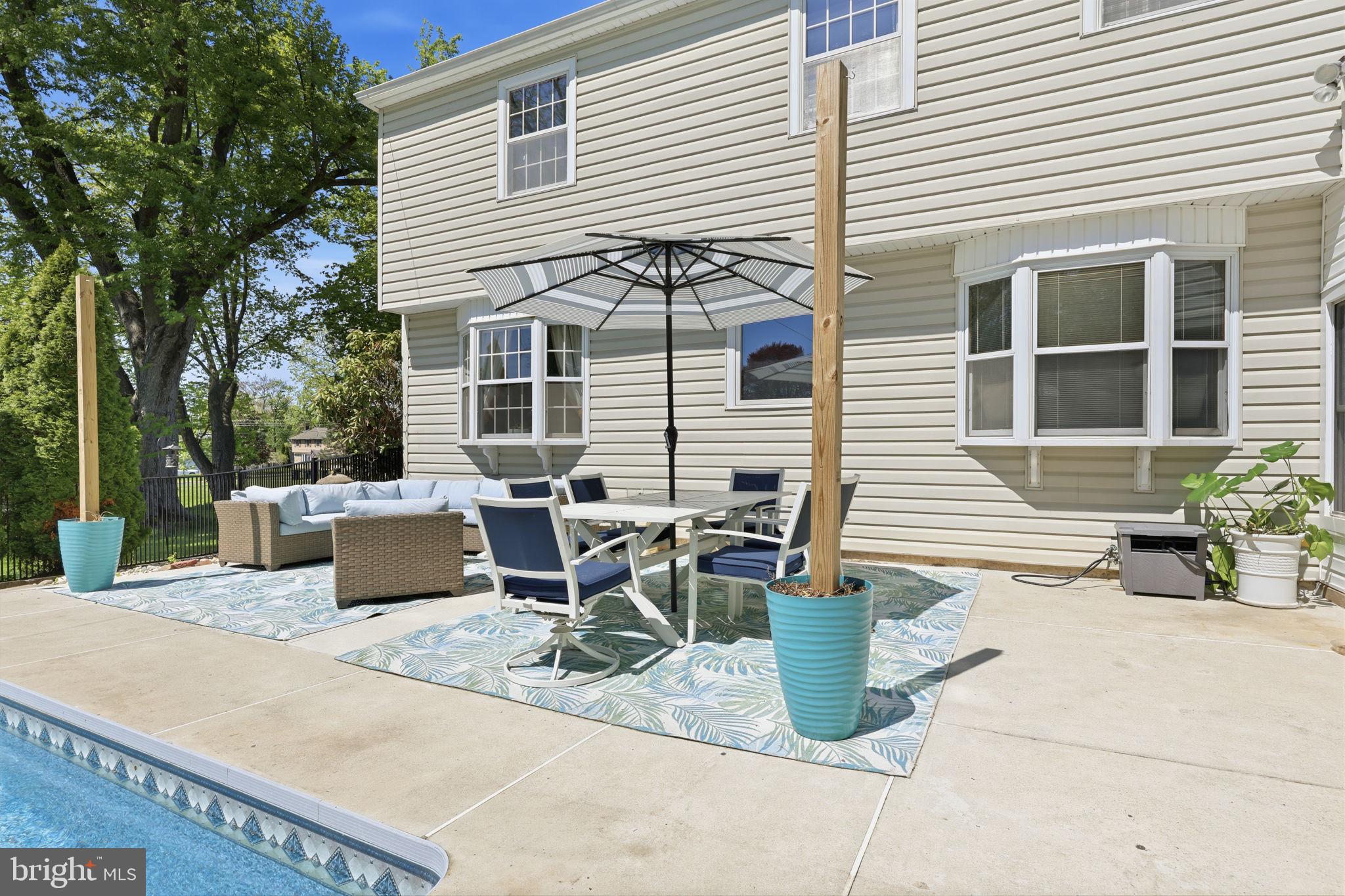 CHURCHVILLE MANOR - Residential
