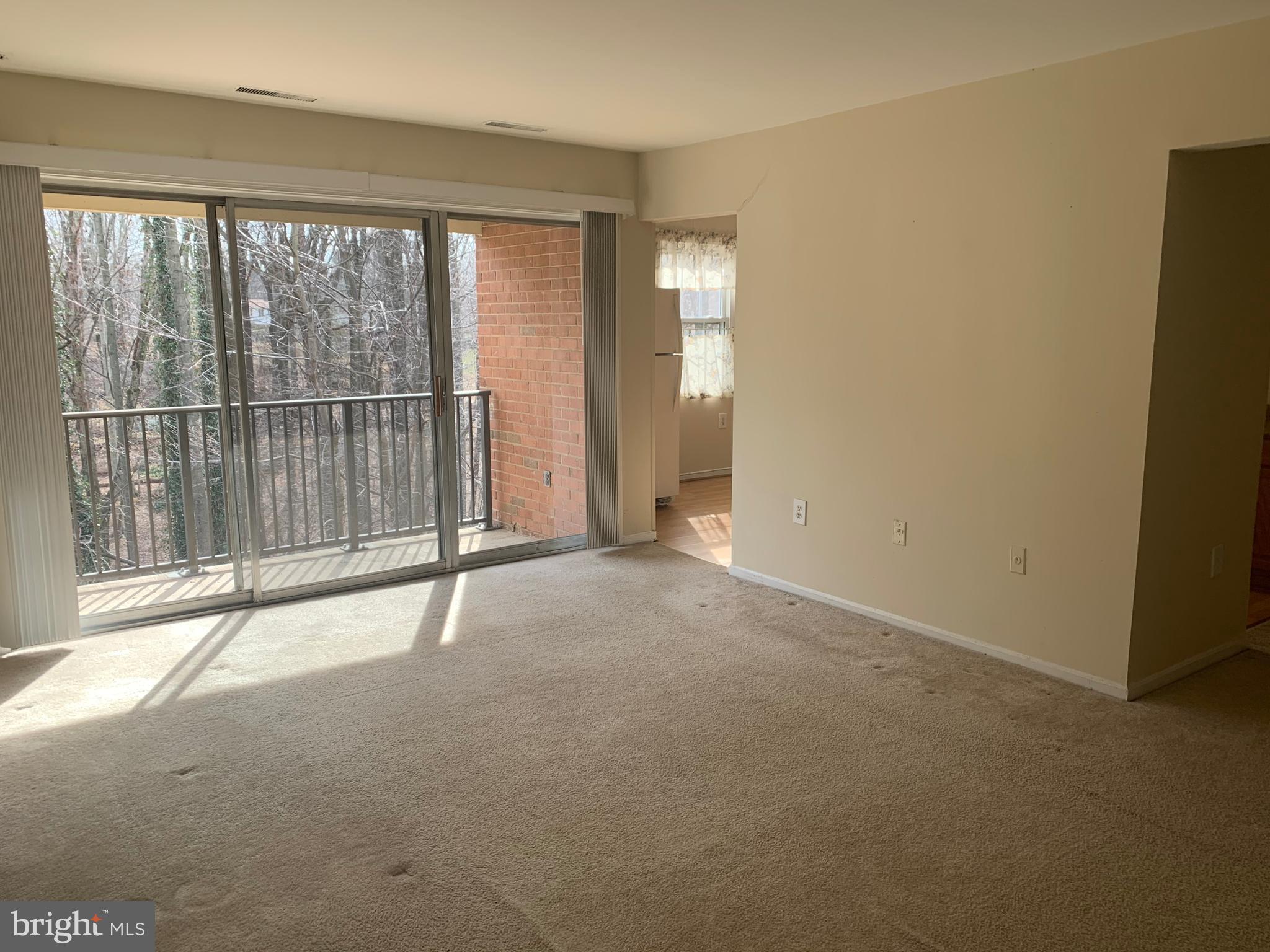 PLYMOUTH GARDENS - Residential Lease