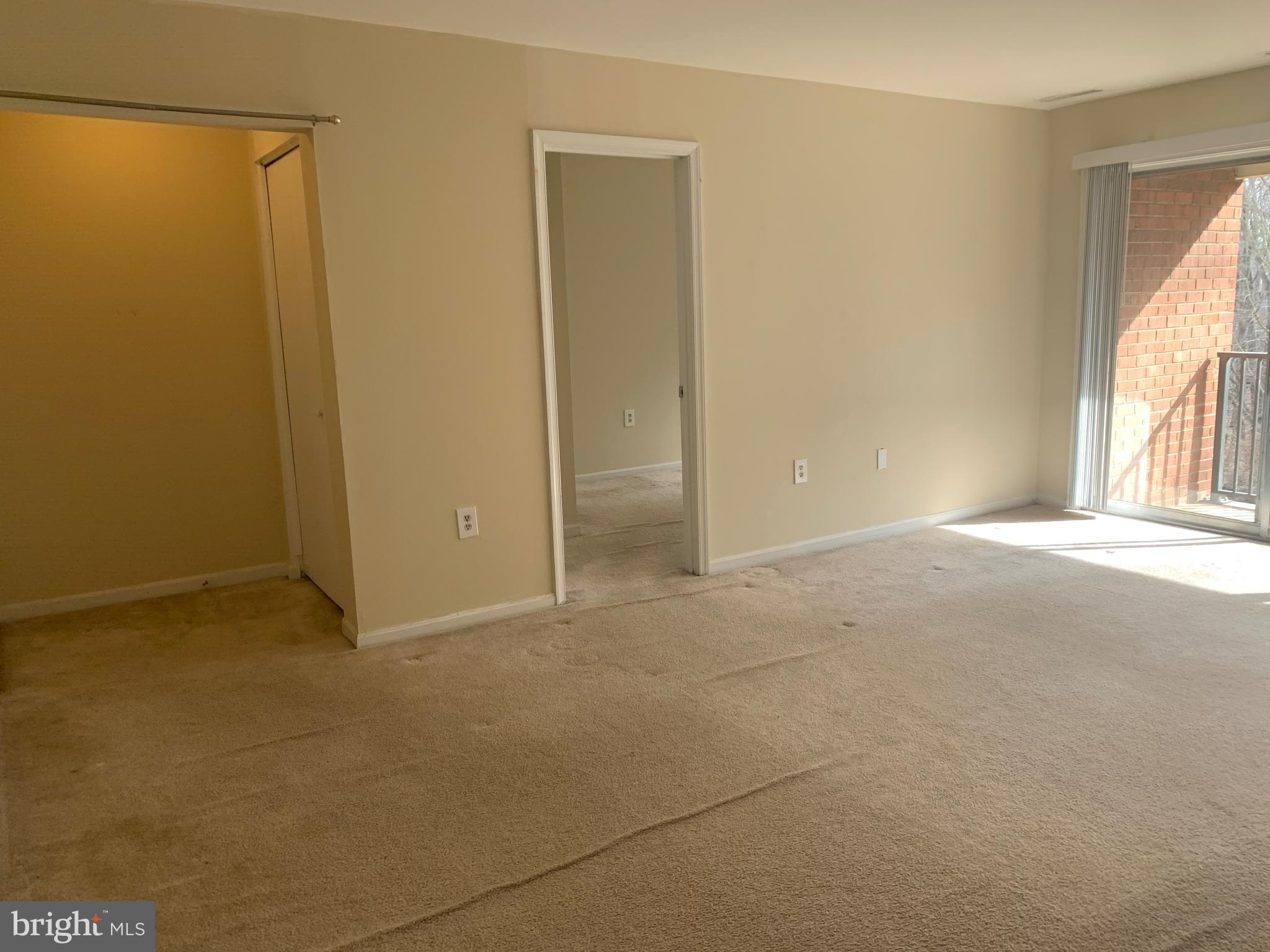 PLYMOUTH GARDENS - Residential Lease