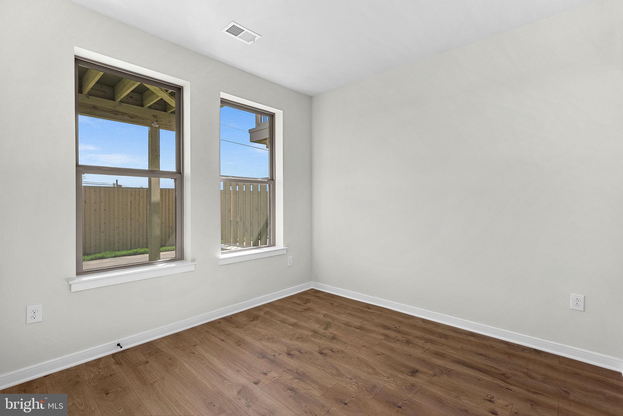 BELMONT PARK - Residential