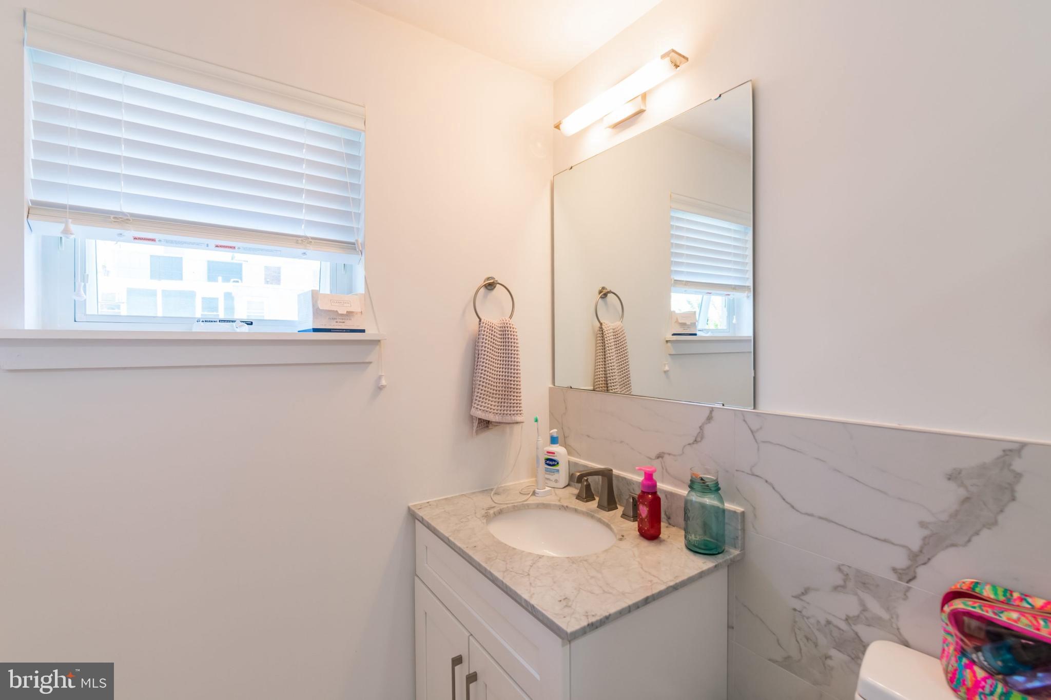 FAIRMOUNT - Residential Lease