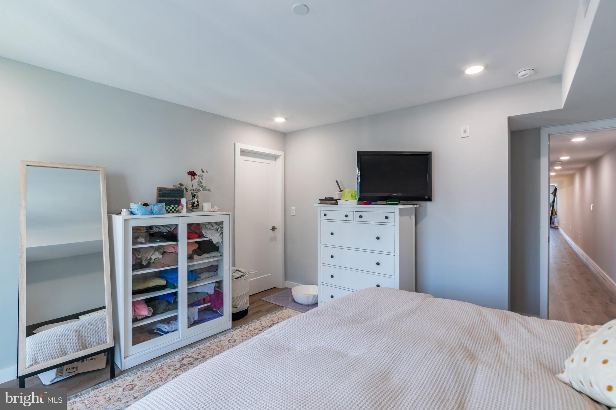 FAIRMOUNT - Residential Lease