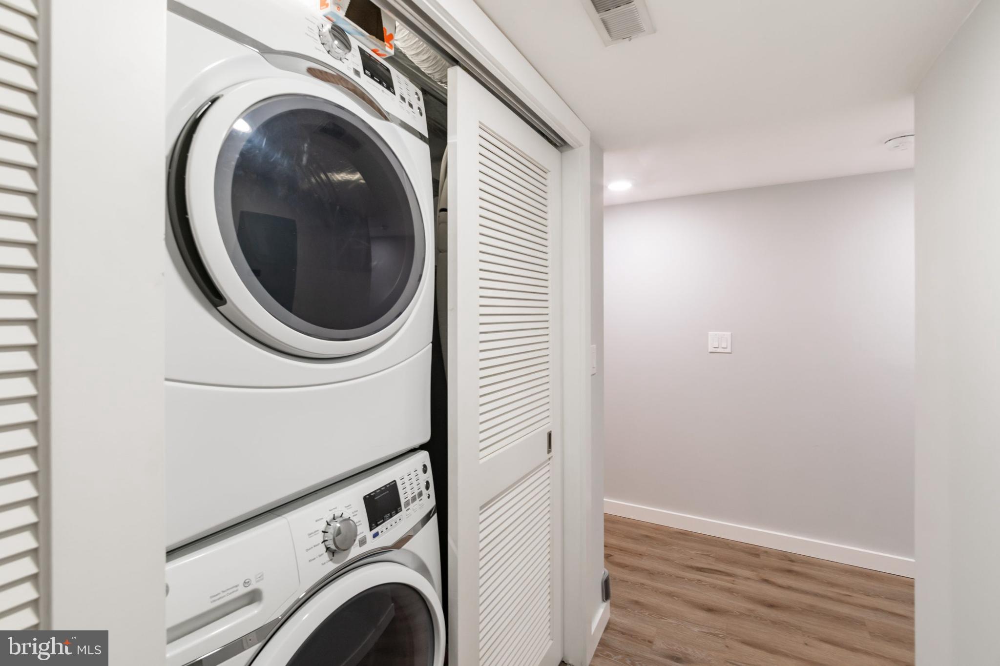 FAIRMOUNT - Residential Lease