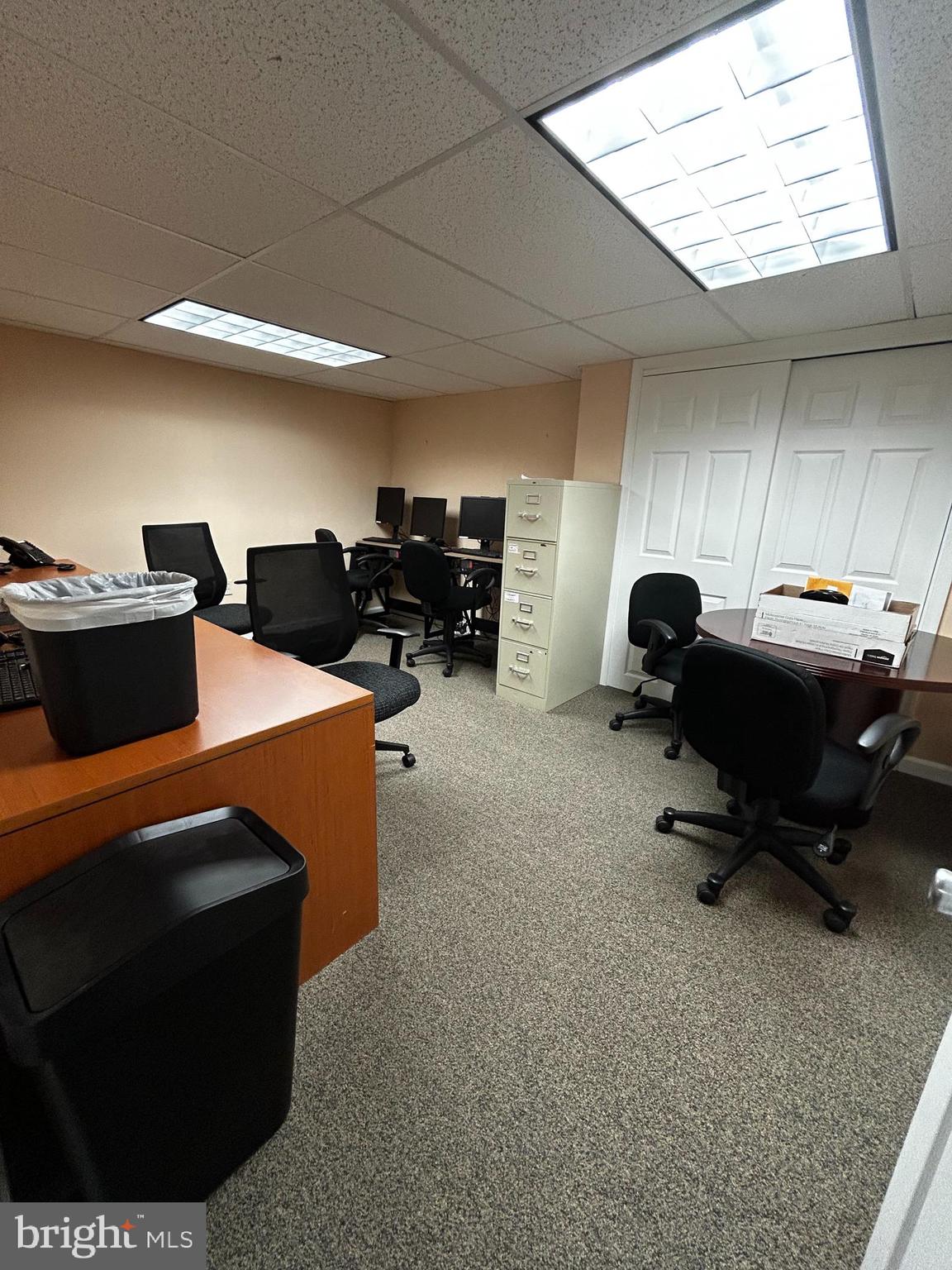 WESTTOWN BUS. CNTR - Commercial Lease