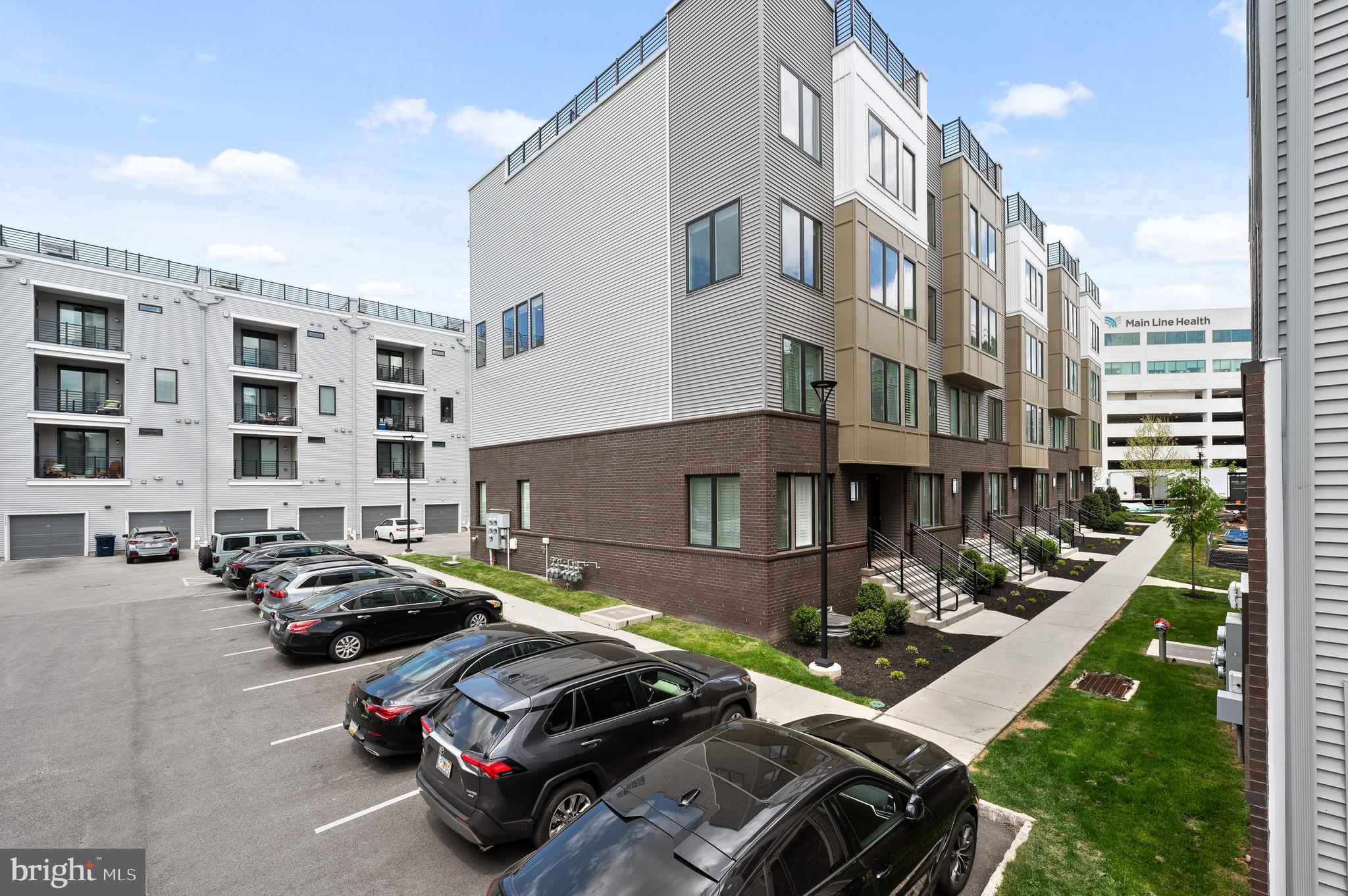 1010 MORTON ALLEY