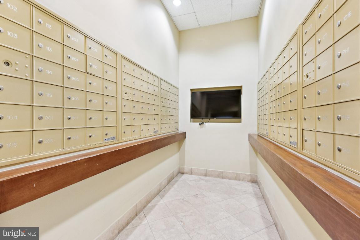 CHARLESTON CONDO - Residential