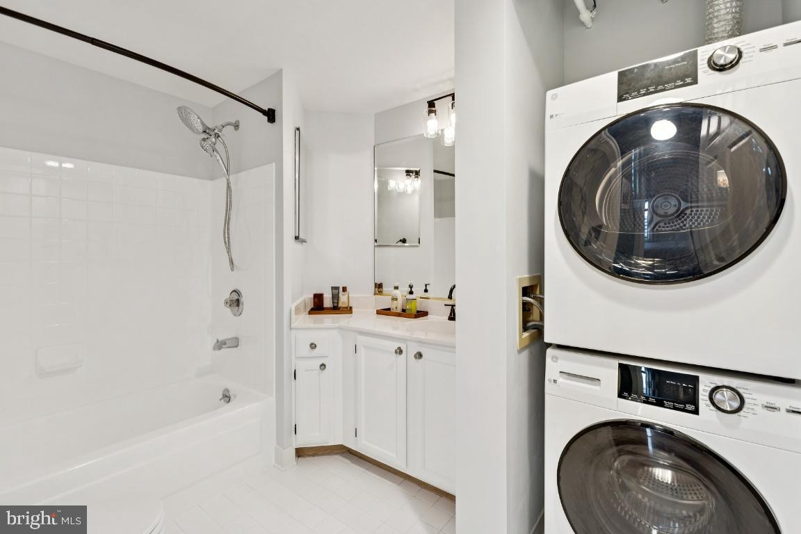 CHARLESTON CONDO - Residential