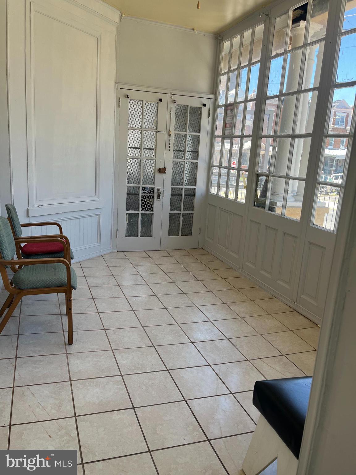 TEMPLE UNIVERSITY - Residential Lease