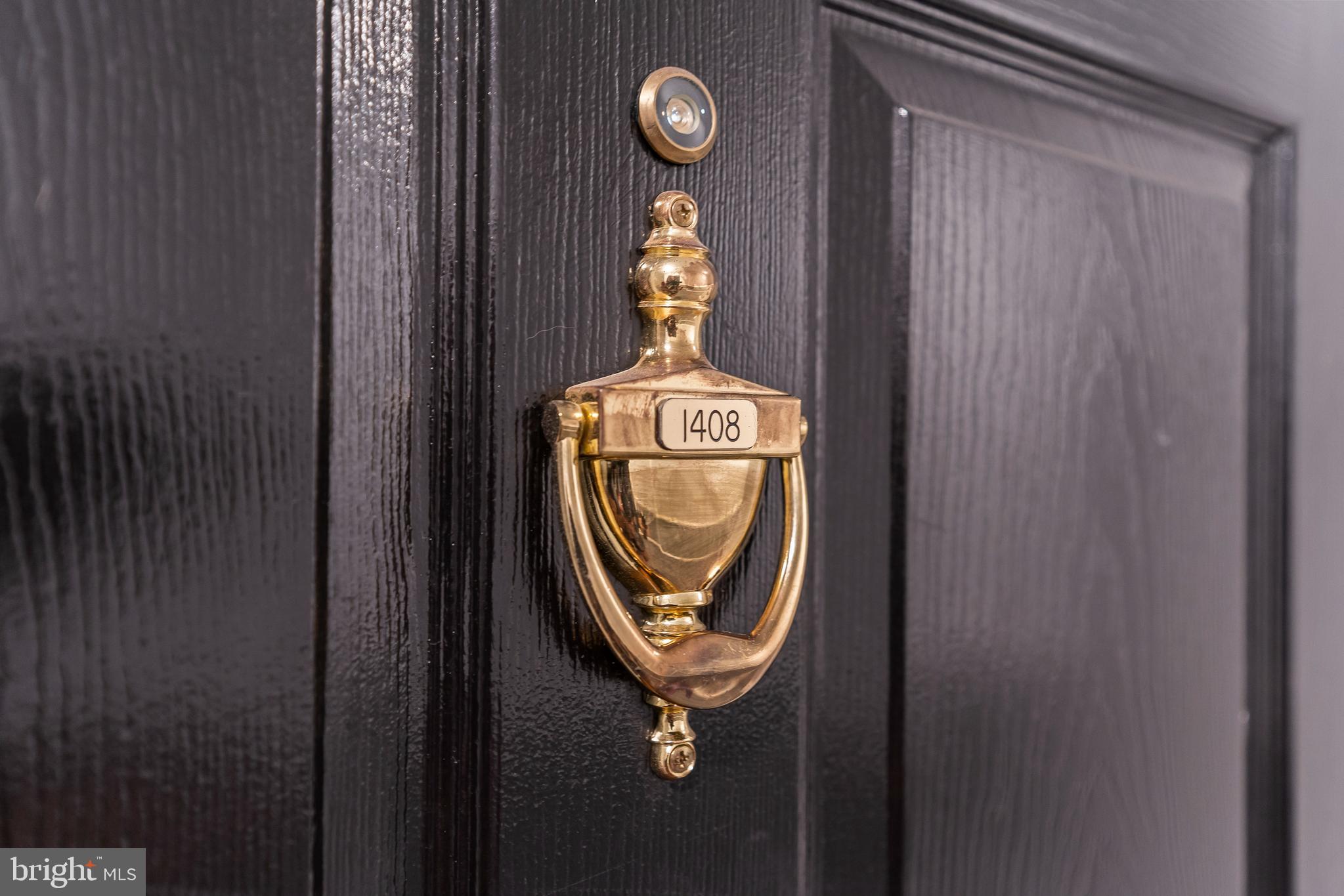 GATES OF MCLEAN - Residential