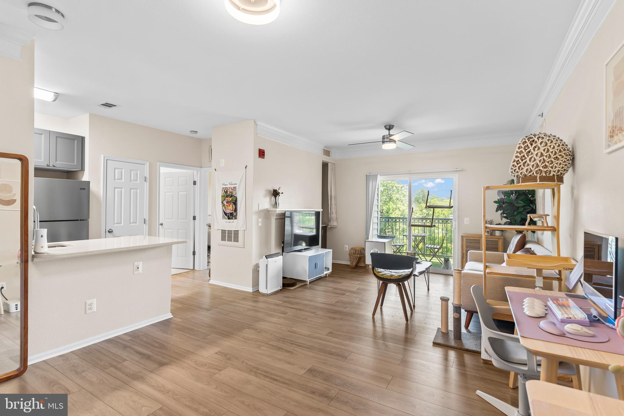 GATES OF MCLEAN - Residential