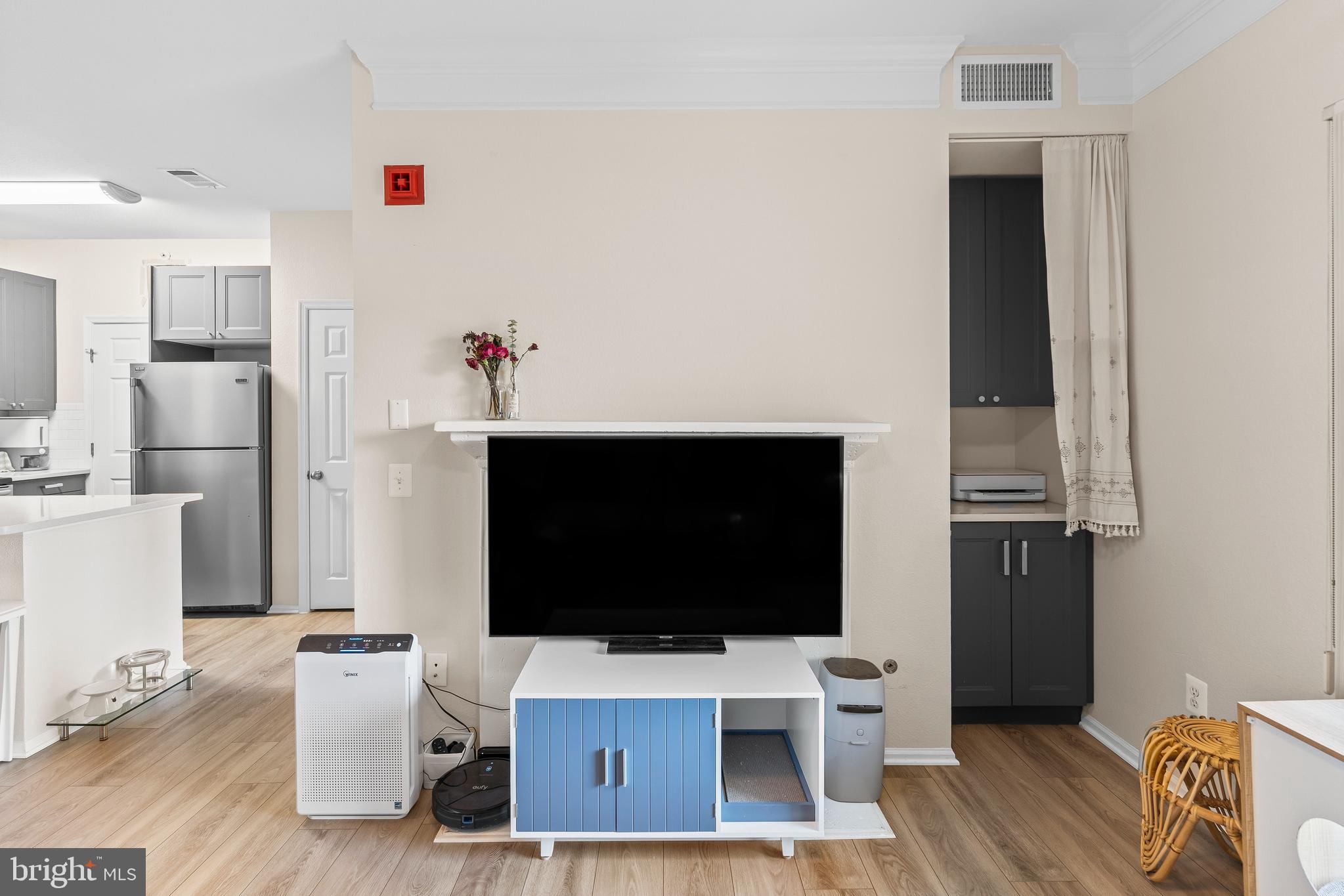 GATES OF MCLEAN - Residential