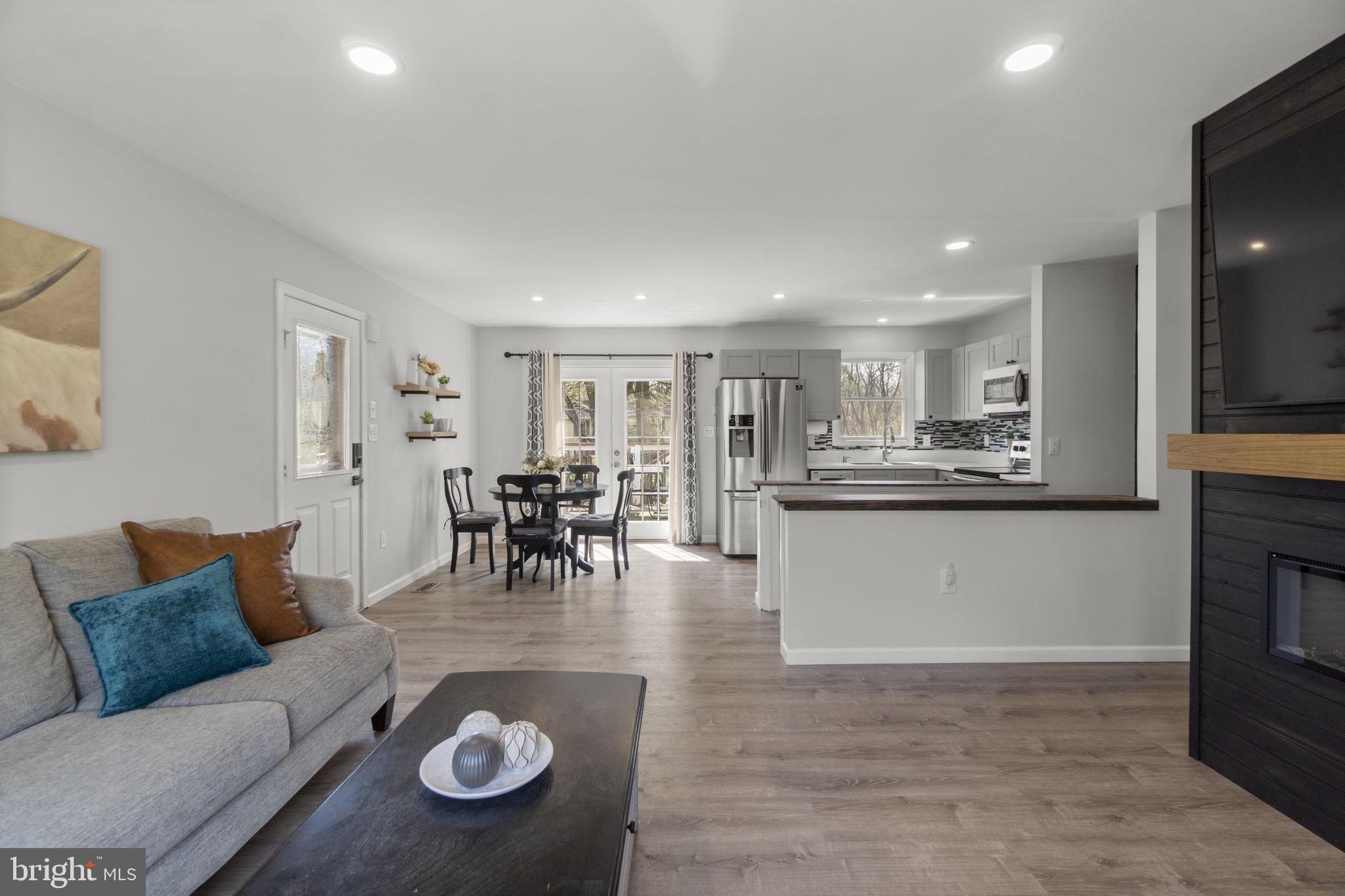 ANTIETAM MANOR - Residential