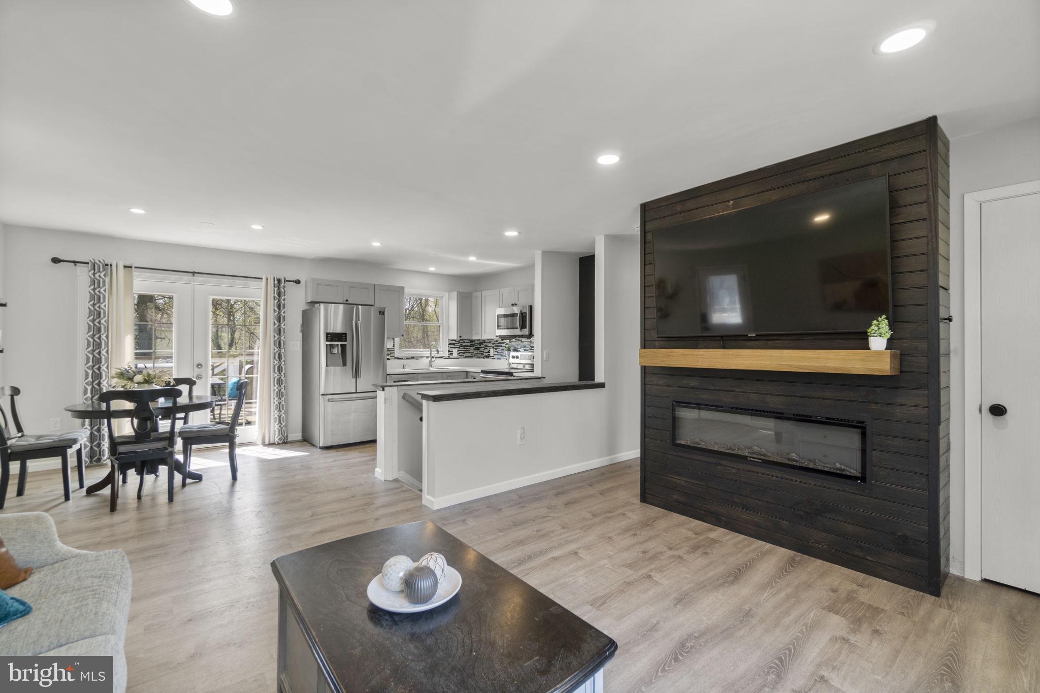 ANTIETAM MANOR - Residential