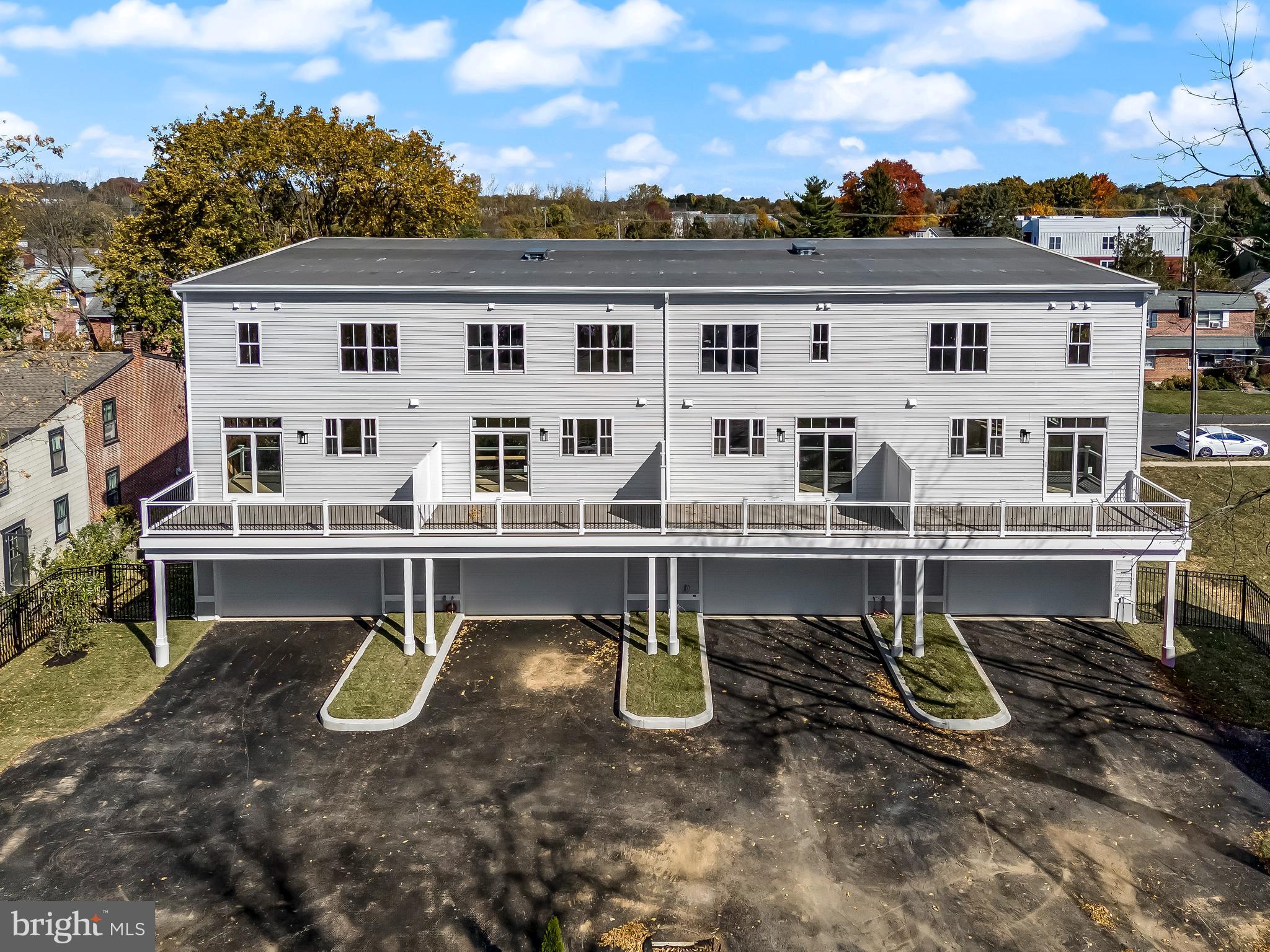 RIGGTOWN COMMONS - Residential