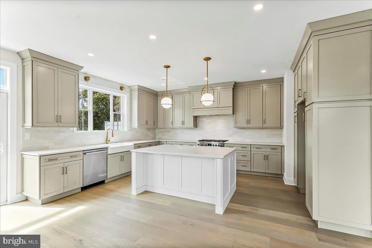 RIGGTOWN COMMONS - Residential