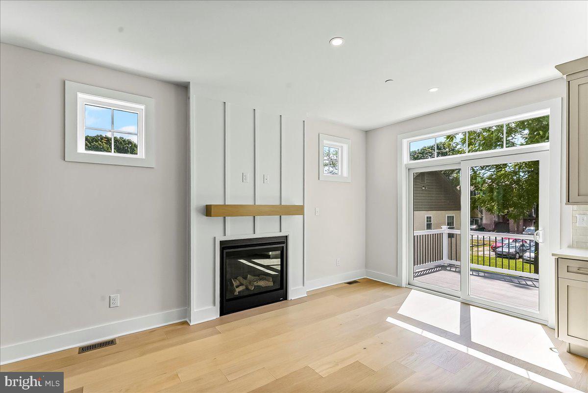 RIGGTOWN COMMONS - Residential