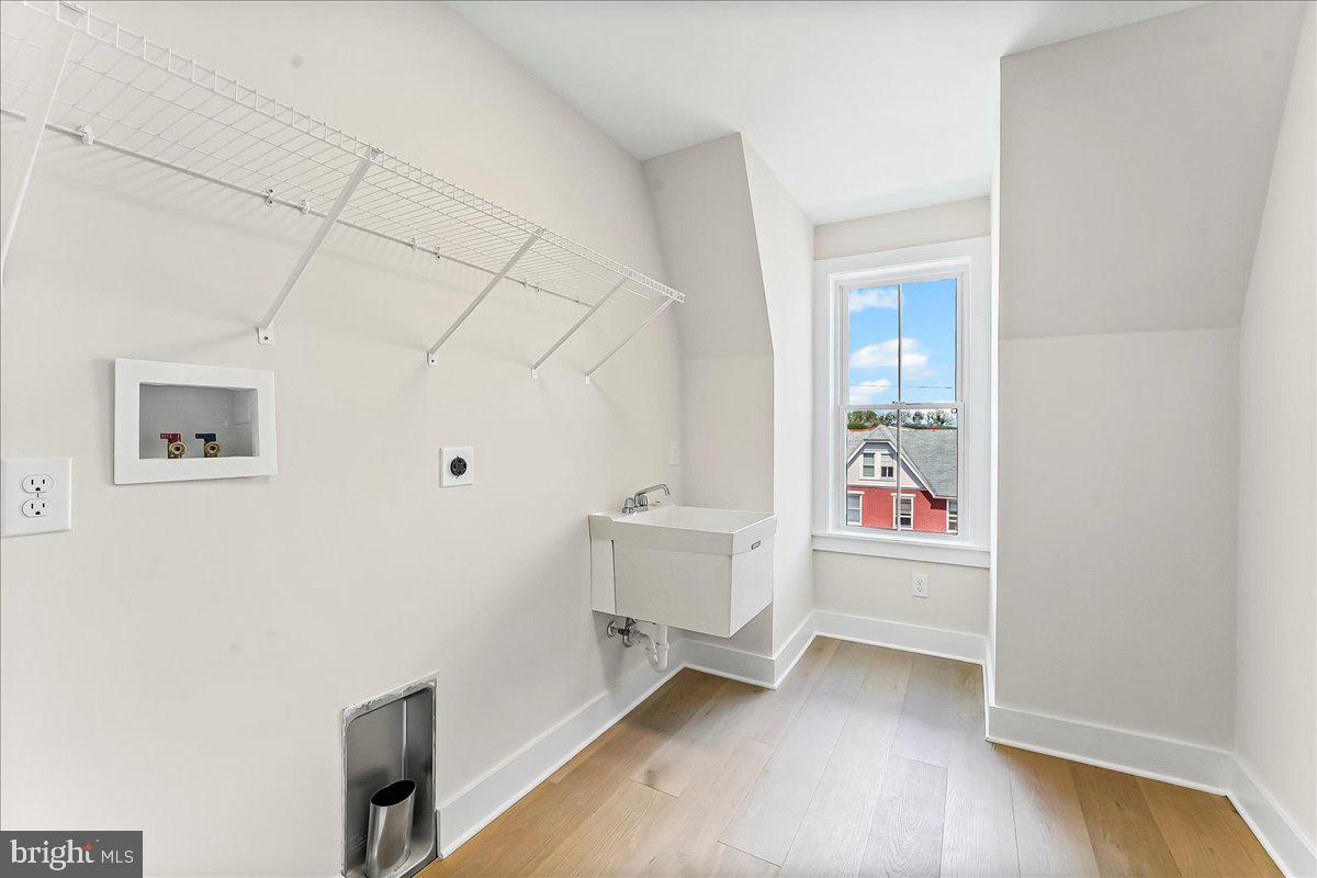 RIGGTOWN COMMONS - Residential