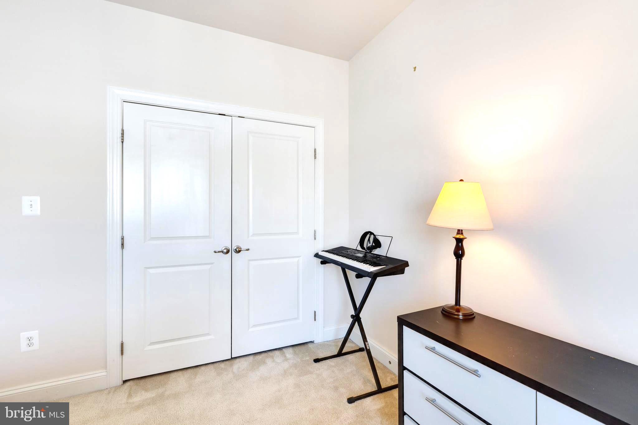 PARKLANDS AT WATKINS MILL - Residential