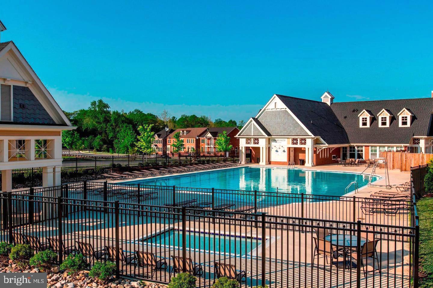 PARKLANDS AT WATKINS MILL - Residential