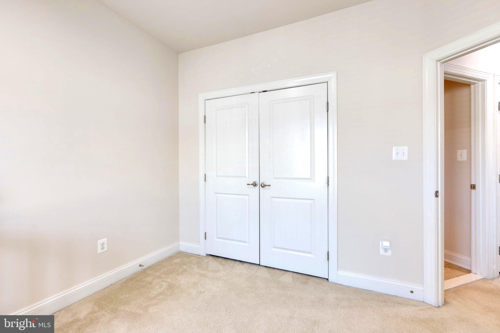 PARKLANDS AT WATKINS MILL - Residential