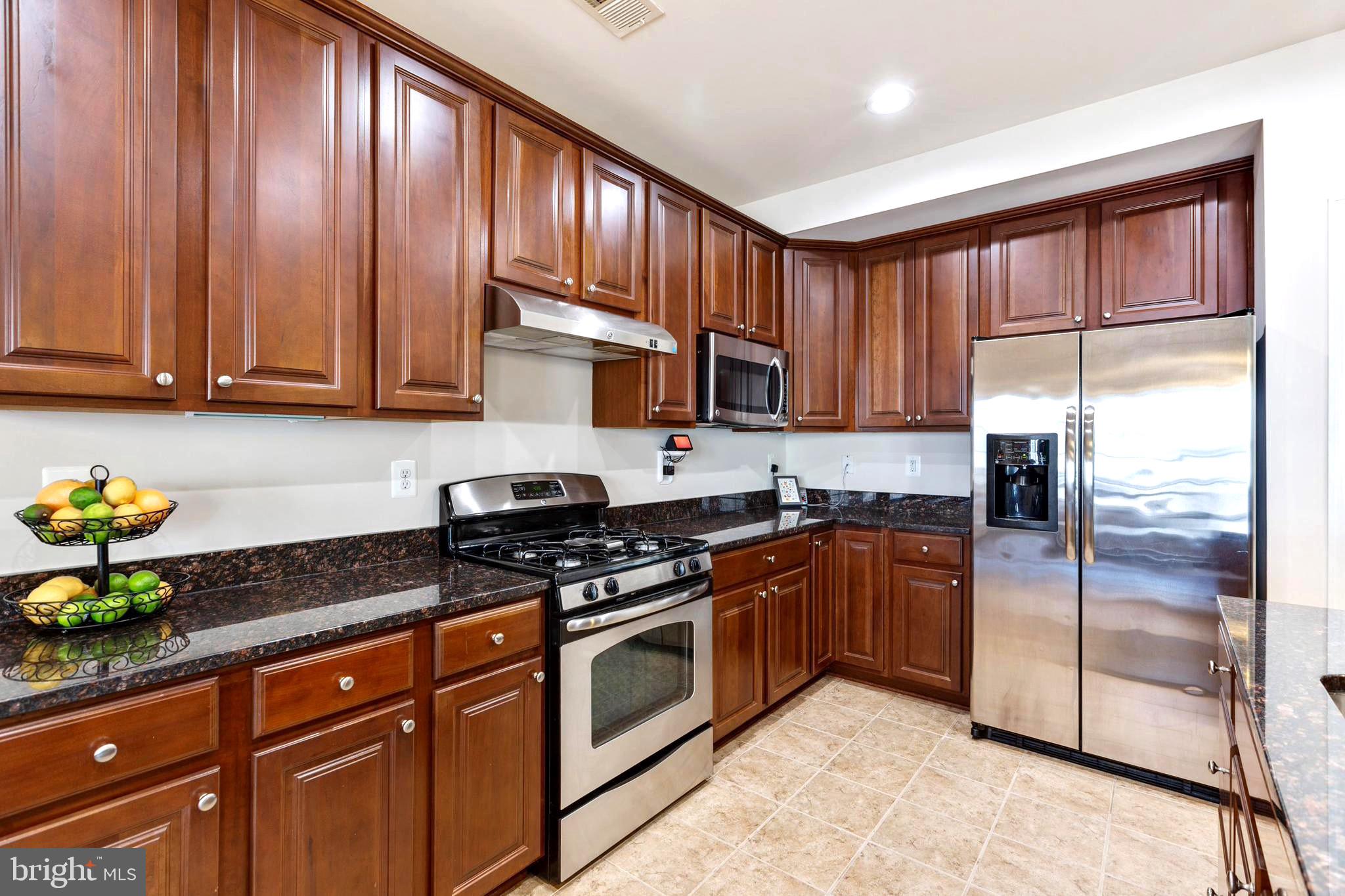 PARKLANDS AT WATKINS MILL - Residential