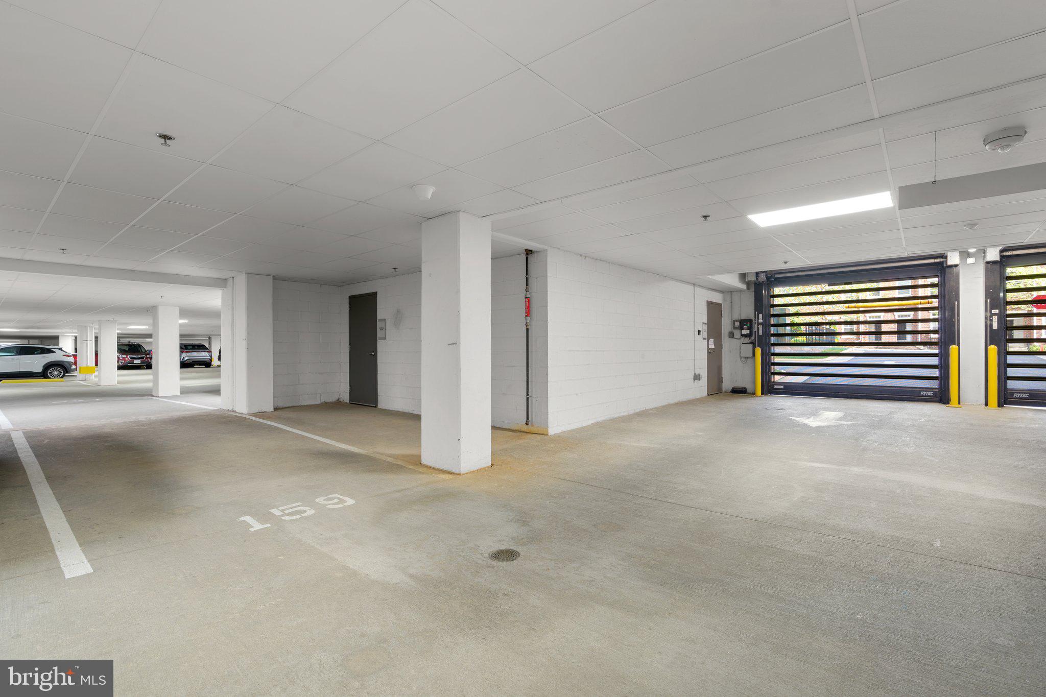 ATRIUM I OFFICE - Residential