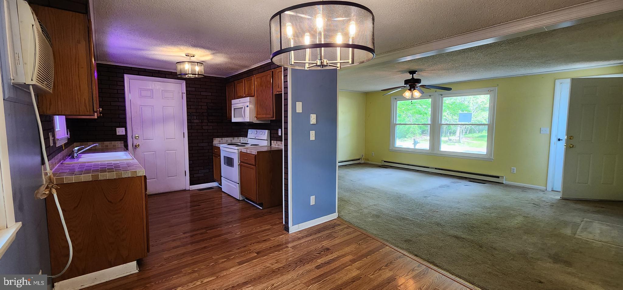 CEDAR COVE - Residential