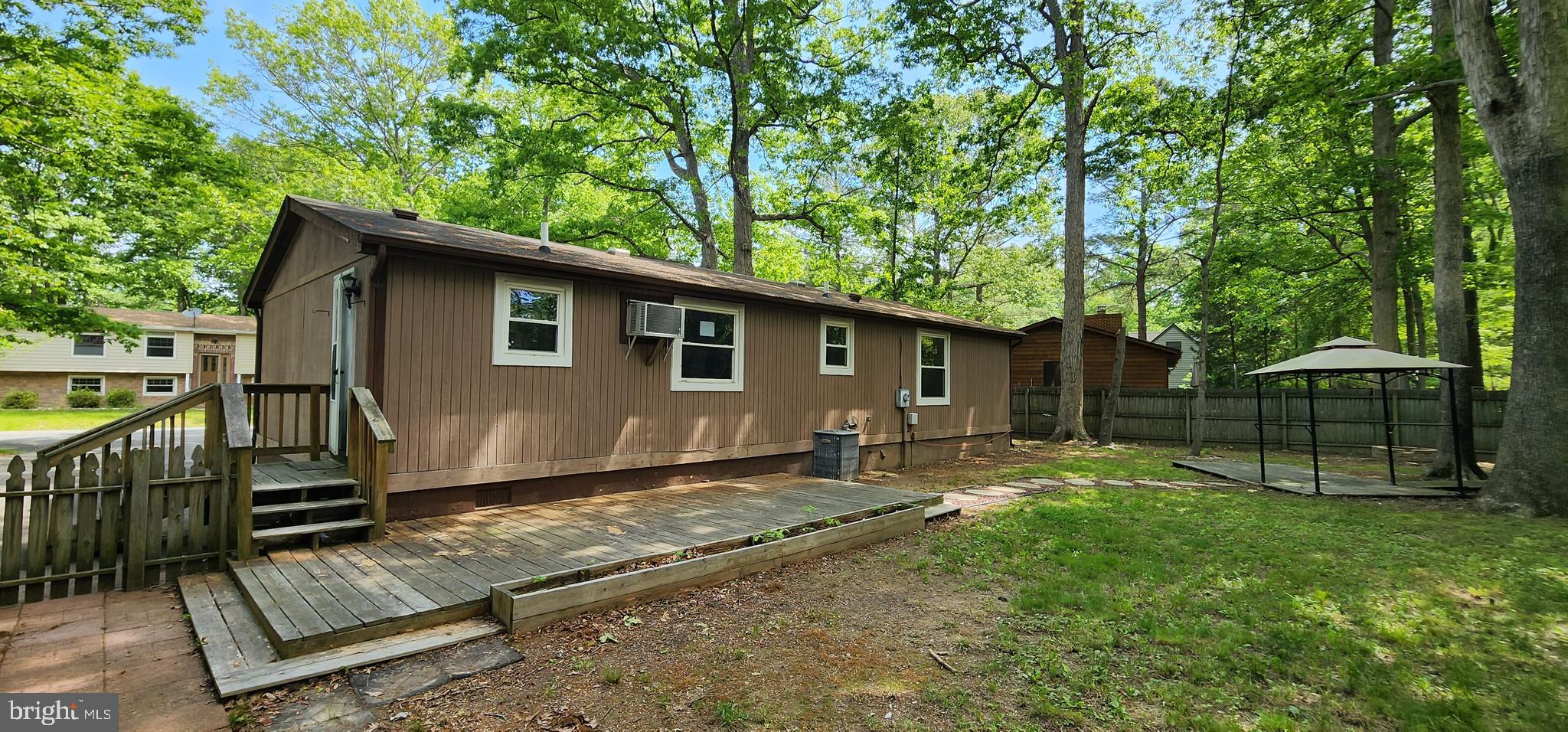 CEDAR COVE - Residential