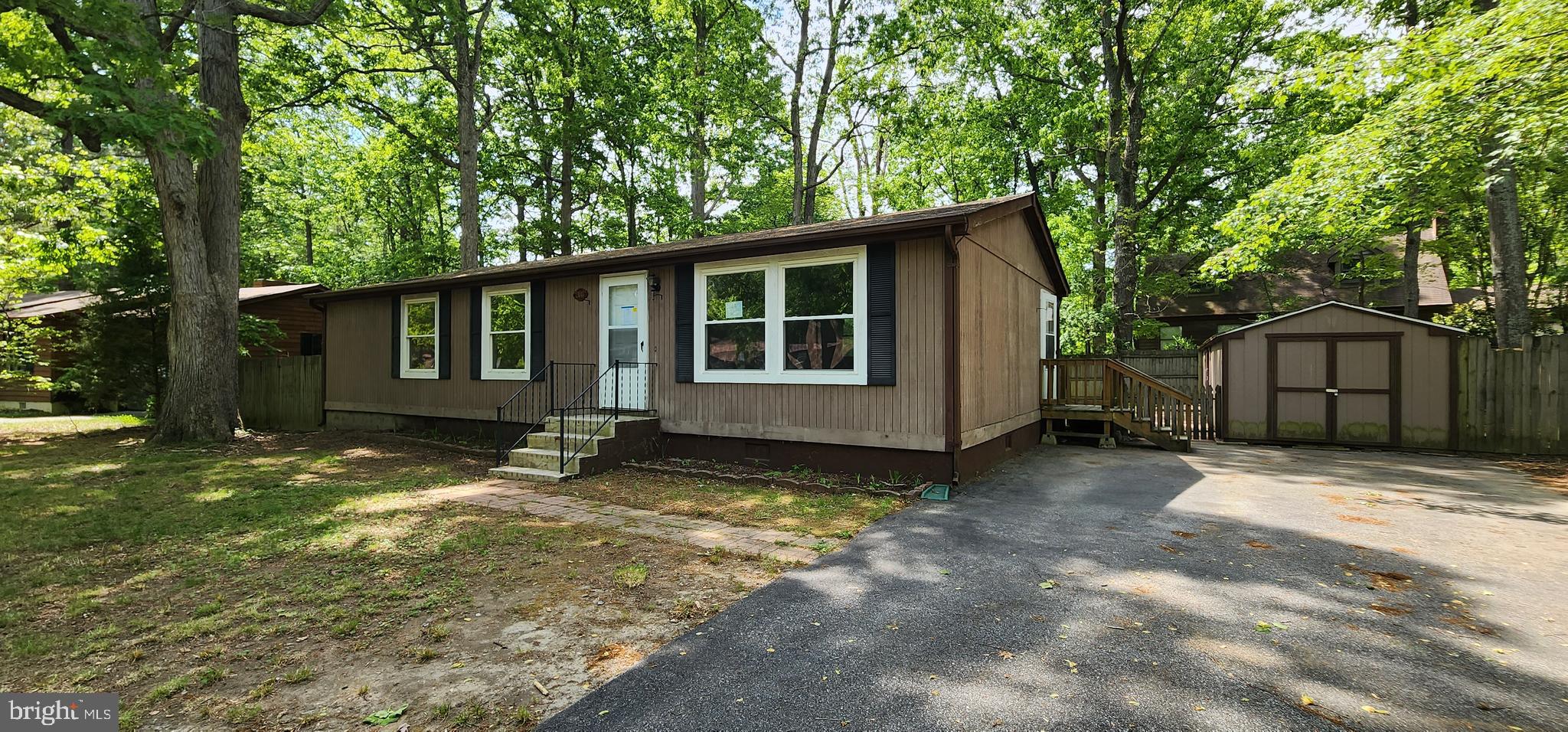 CEDAR COVE - Residential