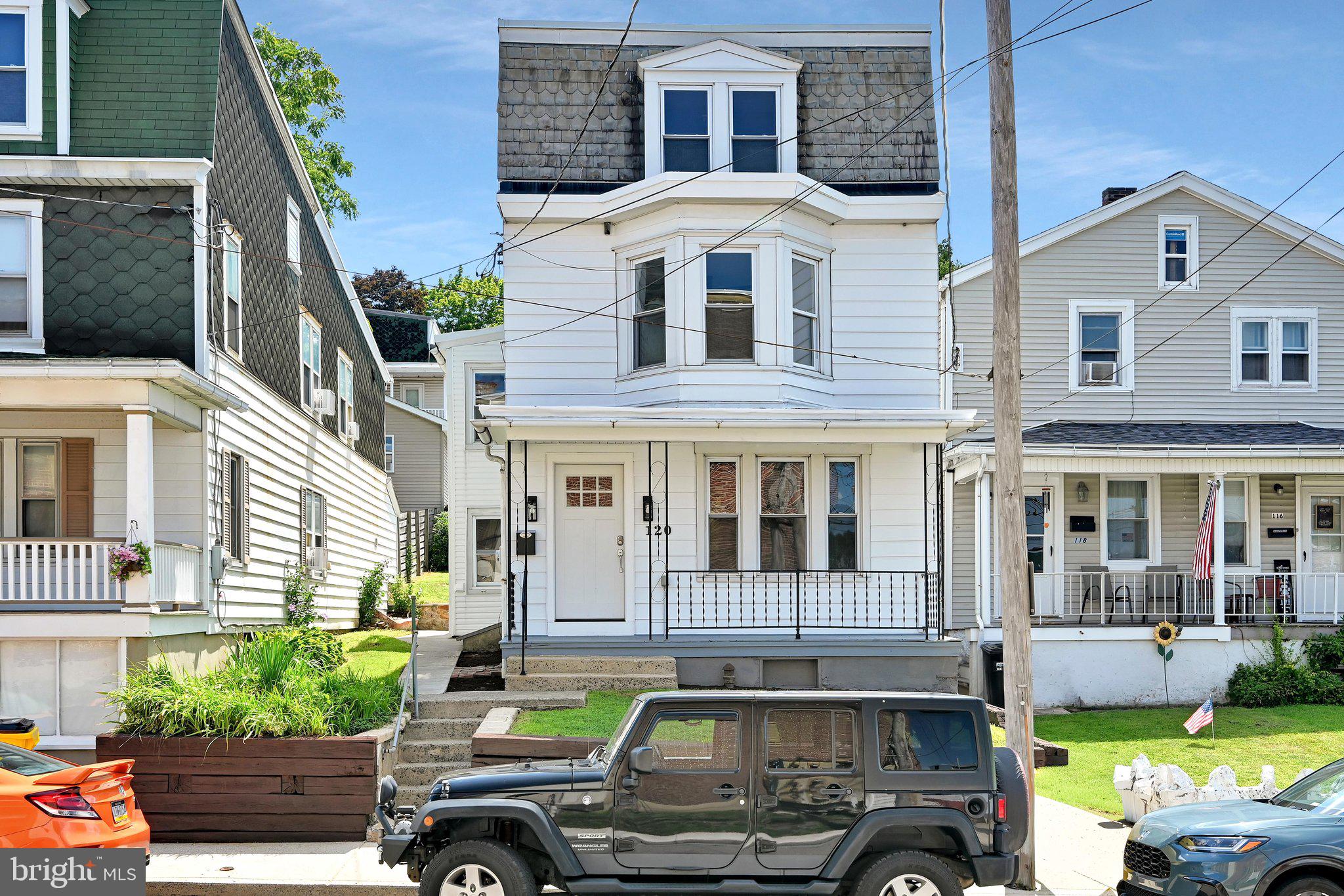 120 E UNION STREET