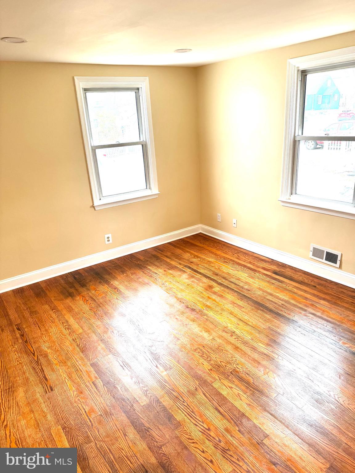 HARFORD PARK - Residential Lease