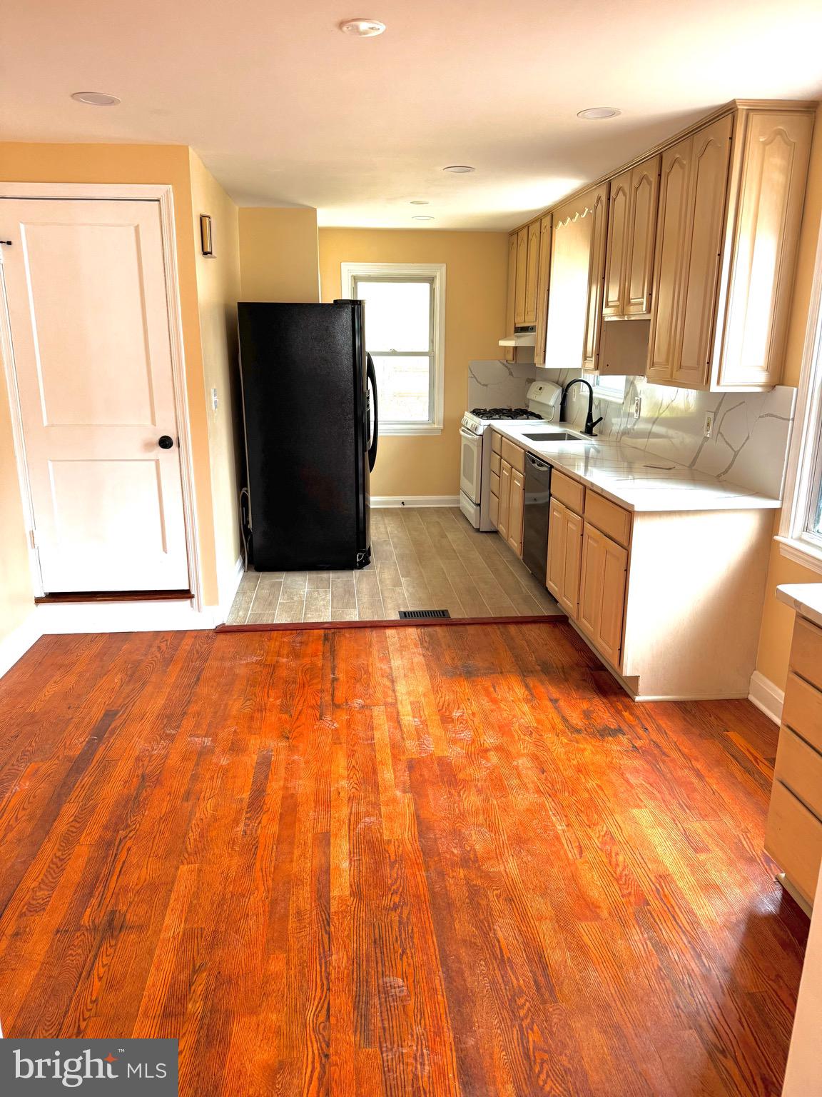 HARFORD PARK - Residential Lease