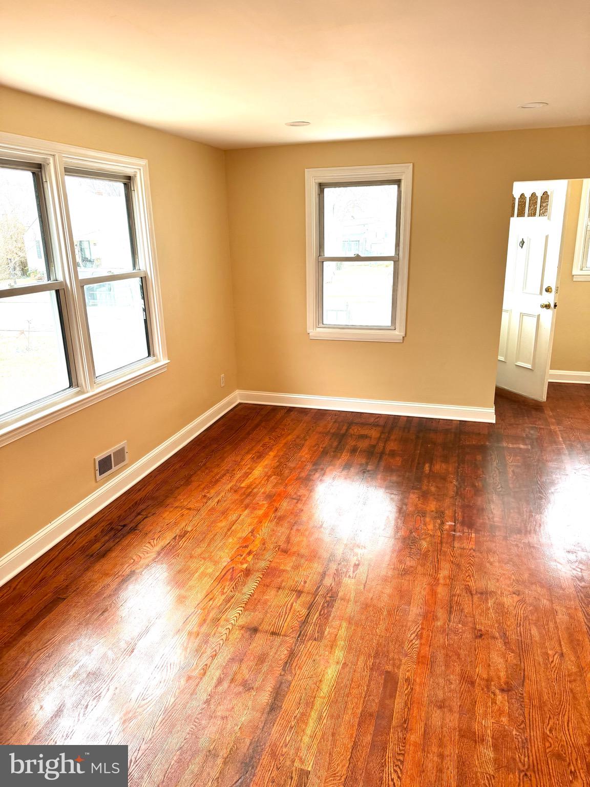 HARFORD PARK - Residential Lease