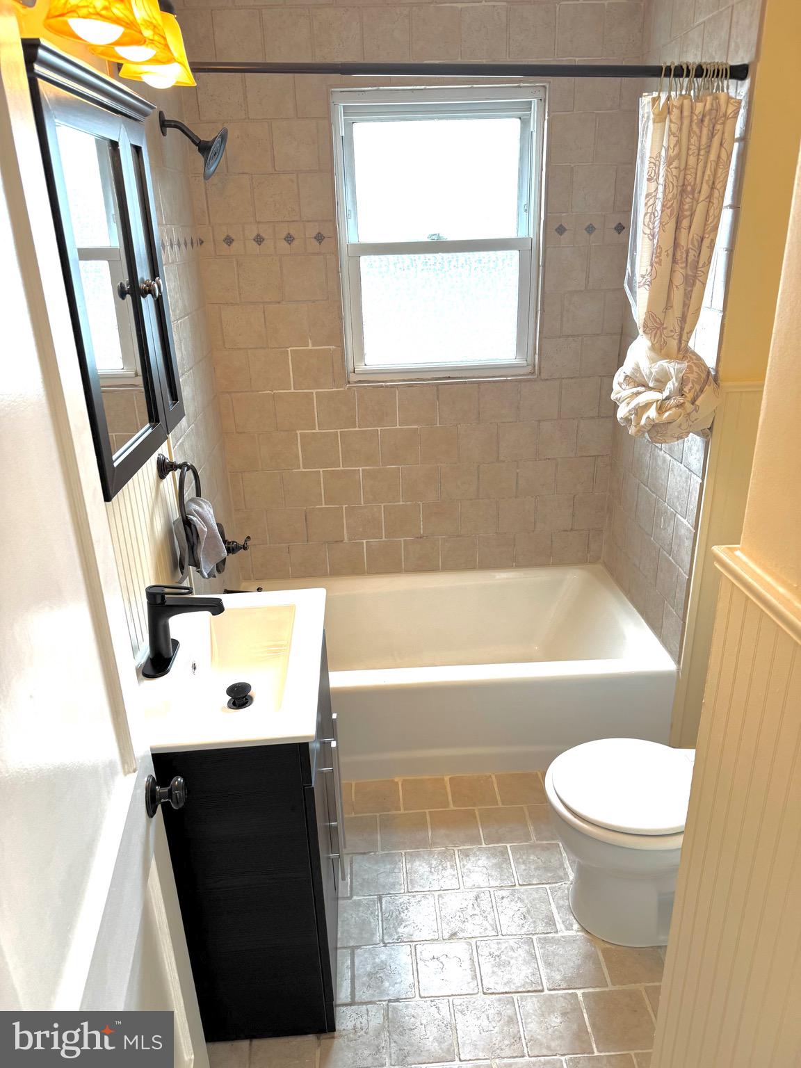 HARFORD PARK - Residential Lease