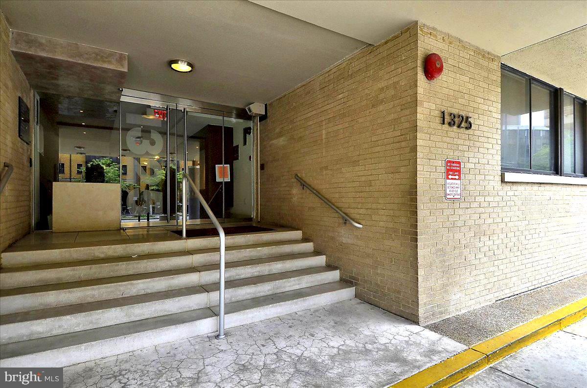 1325 18TH STREET NW RP-206