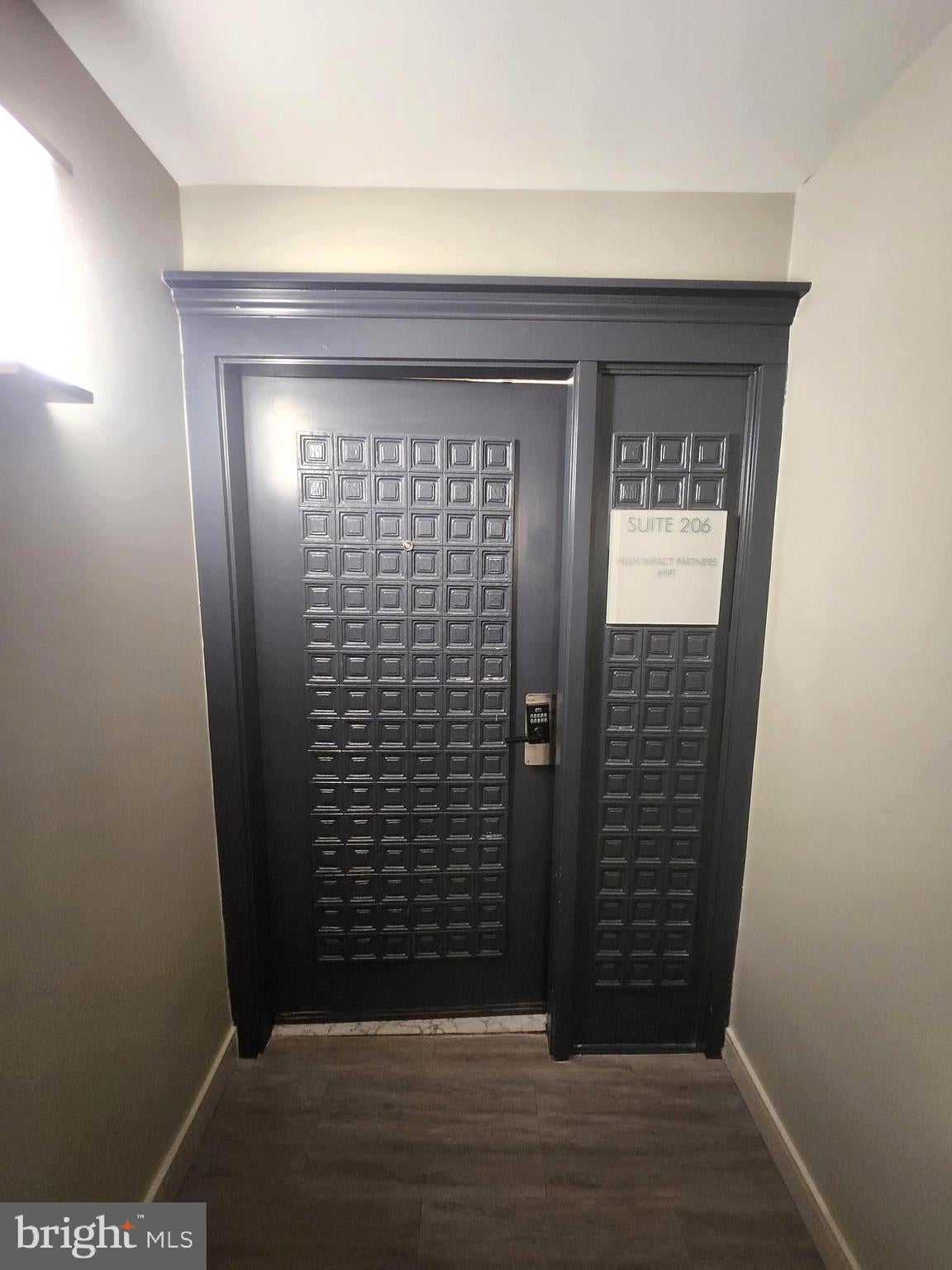 1325 18TH STREET NW RP-206