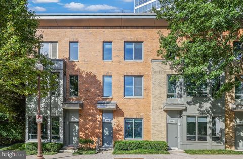 1504 N SCOTT STREET TH-2 ARLINGTON VA 22209