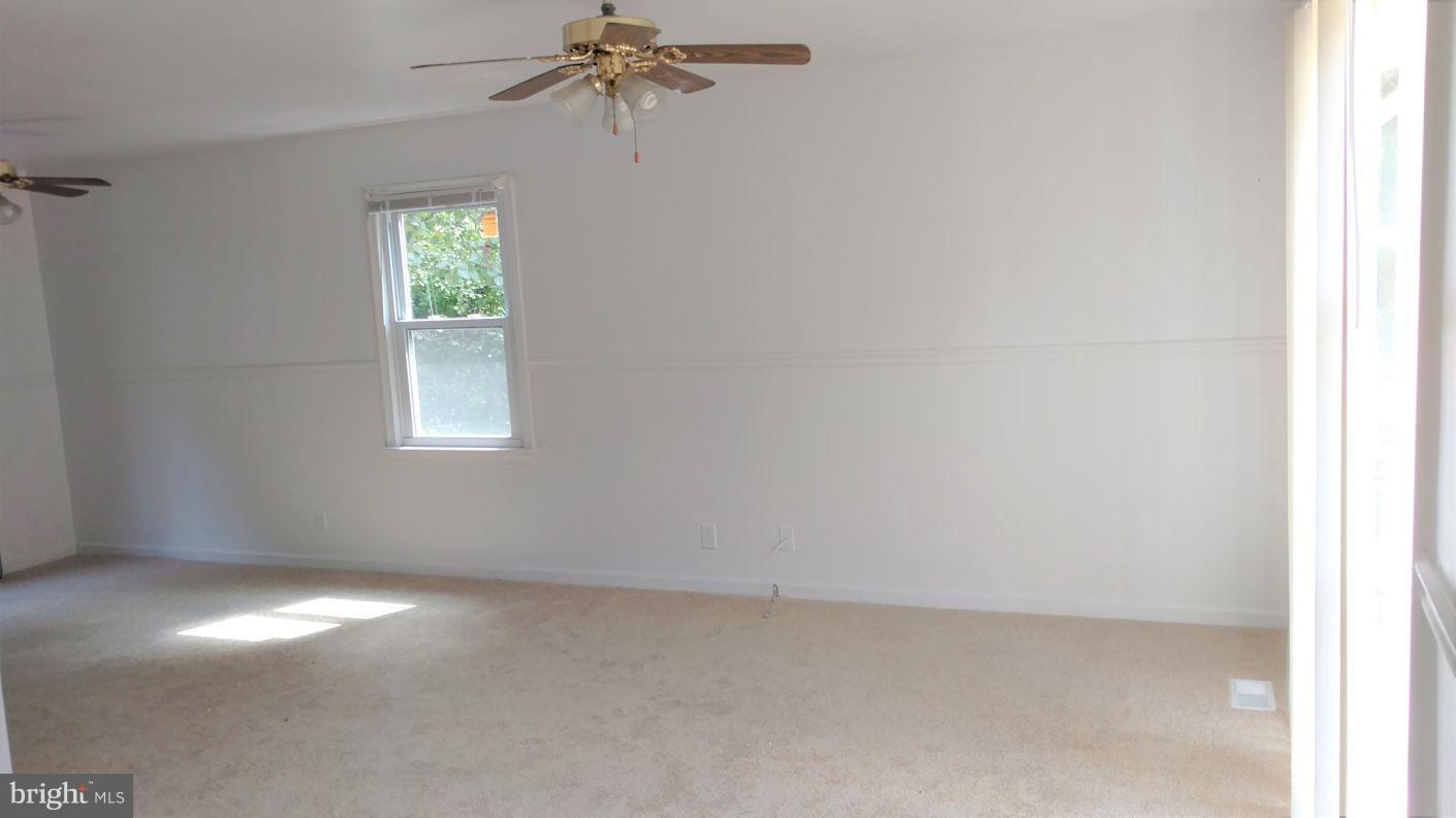 STAFFORD OAKS - Residential