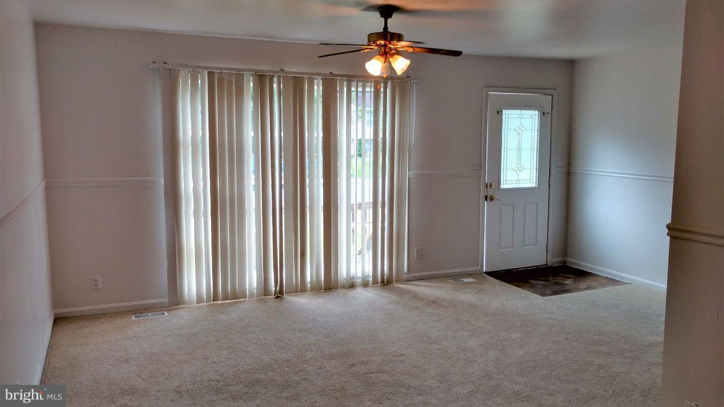 STAFFORD OAKS - Residential