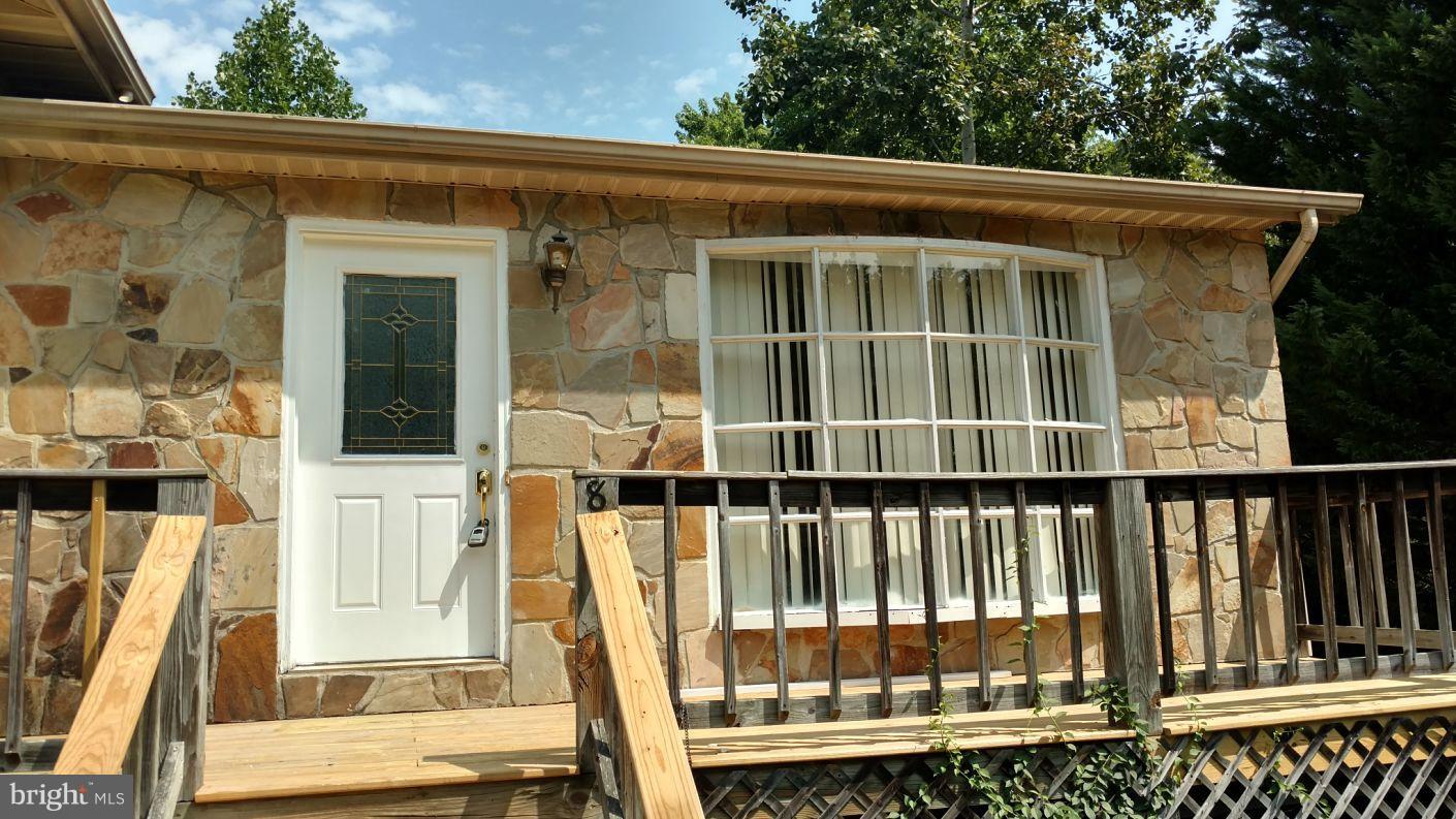 STAFFORD OAKS - Residential